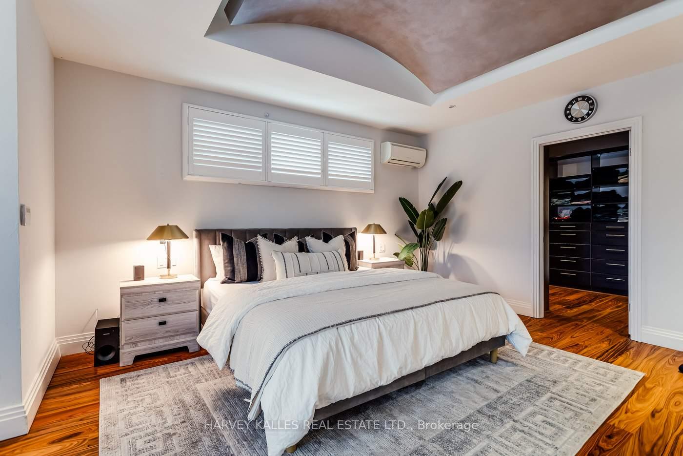 Photo 34 of 330 Brooke Avenue, Toronto, Bedford Park-Nortown — HOMEH