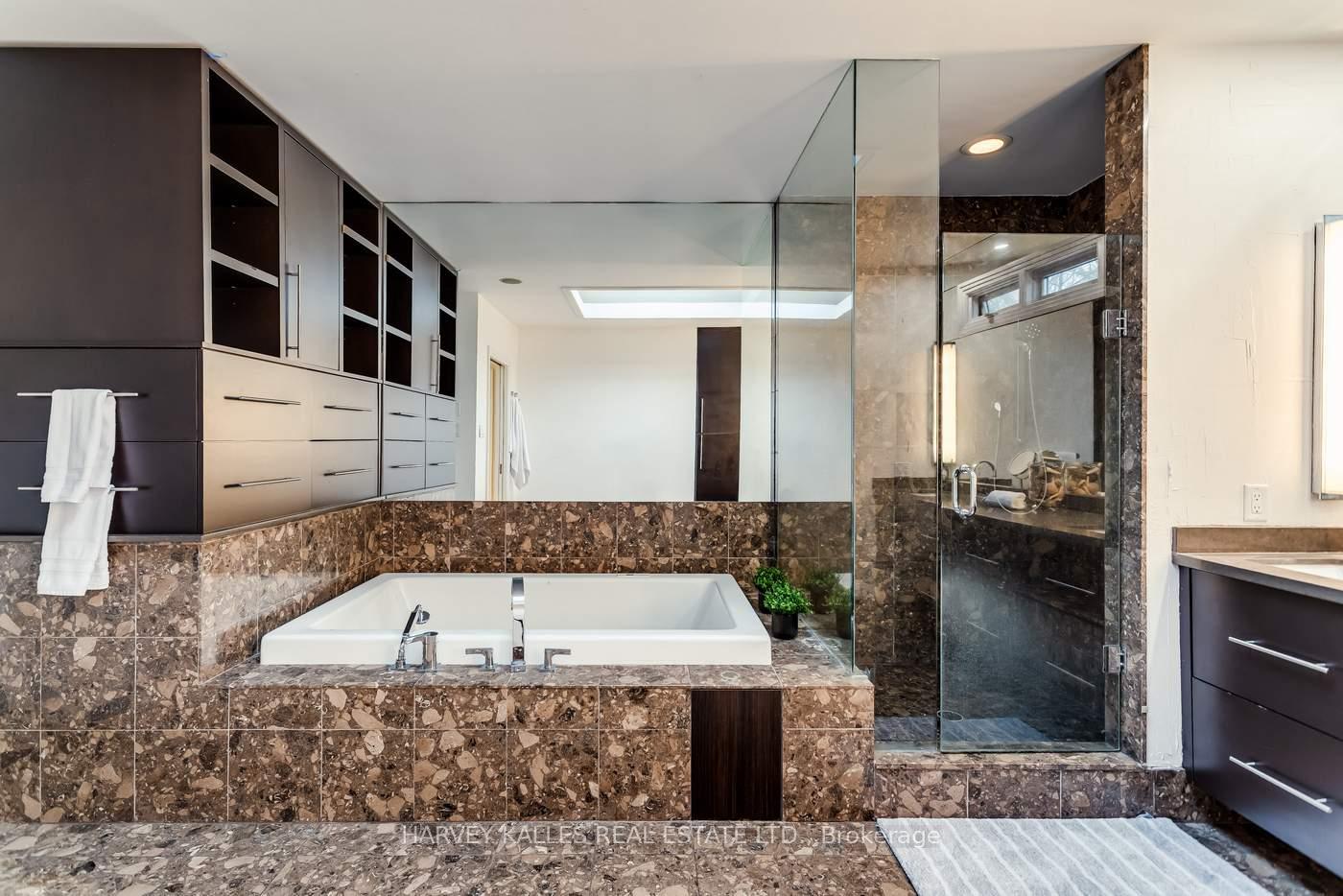 Photo 36 of 330 Brooke Avenue, Toronto, Bedford Park-Nortown — HOMEH