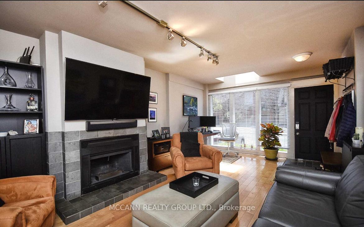 Photo 4 of 350 Soudan Avenue, Toronto, Mount Pleasant East — HOMEH