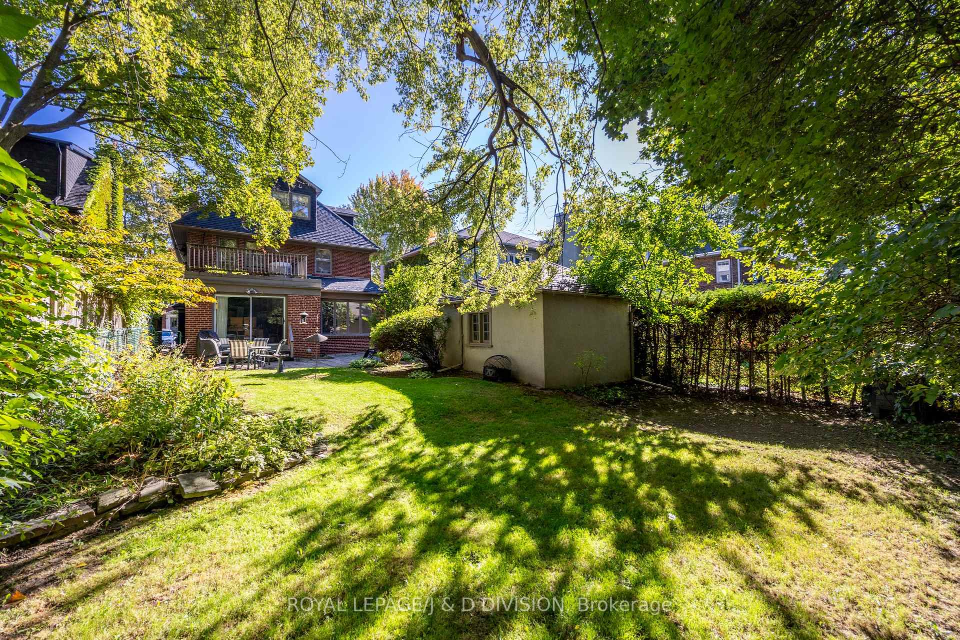 Photo 4 of 50 Eastbourne Avenue, Toronto, Yonge-Eglinton — HOMEH