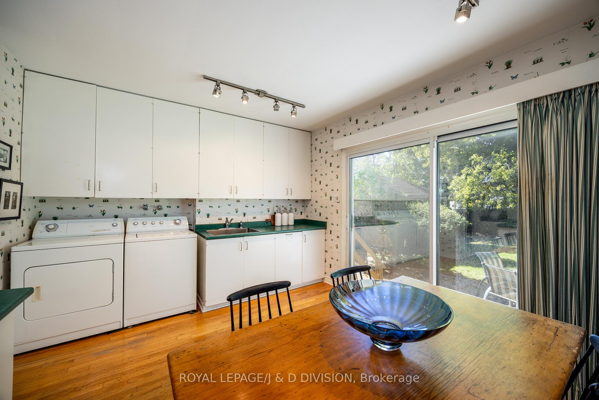 Photo 16 of 50 Eastbourne Avenue, Toronto, Yonge-Eglinton — HOMEH