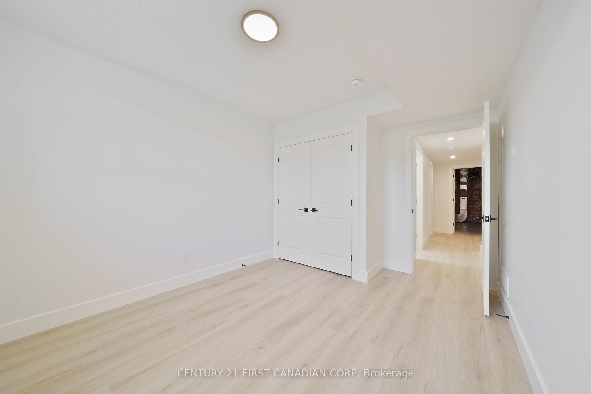 Photo 29 of 331 Thorn Drive, Strathroy-Caradoc, NE — HOMEH