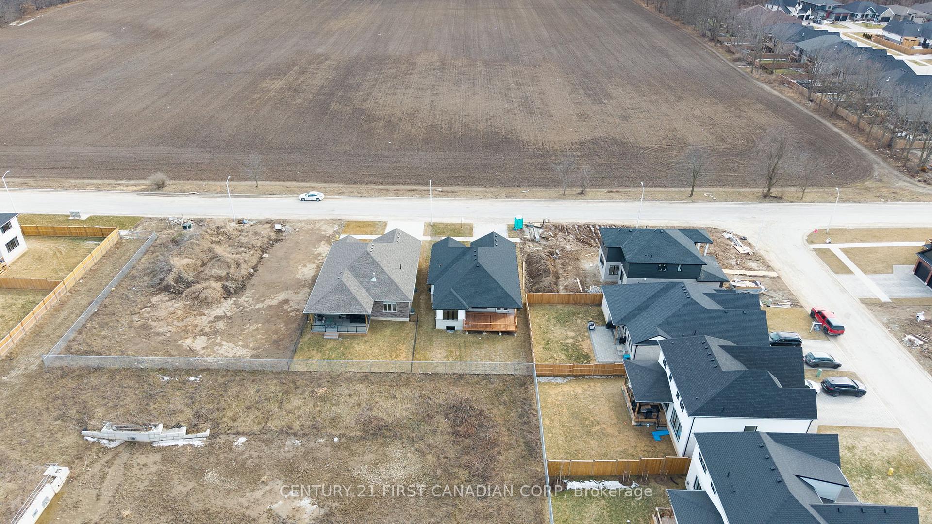Photo 46 of 331 Thorn Drive, Strathroy-Caradoc, NE — HOMEH