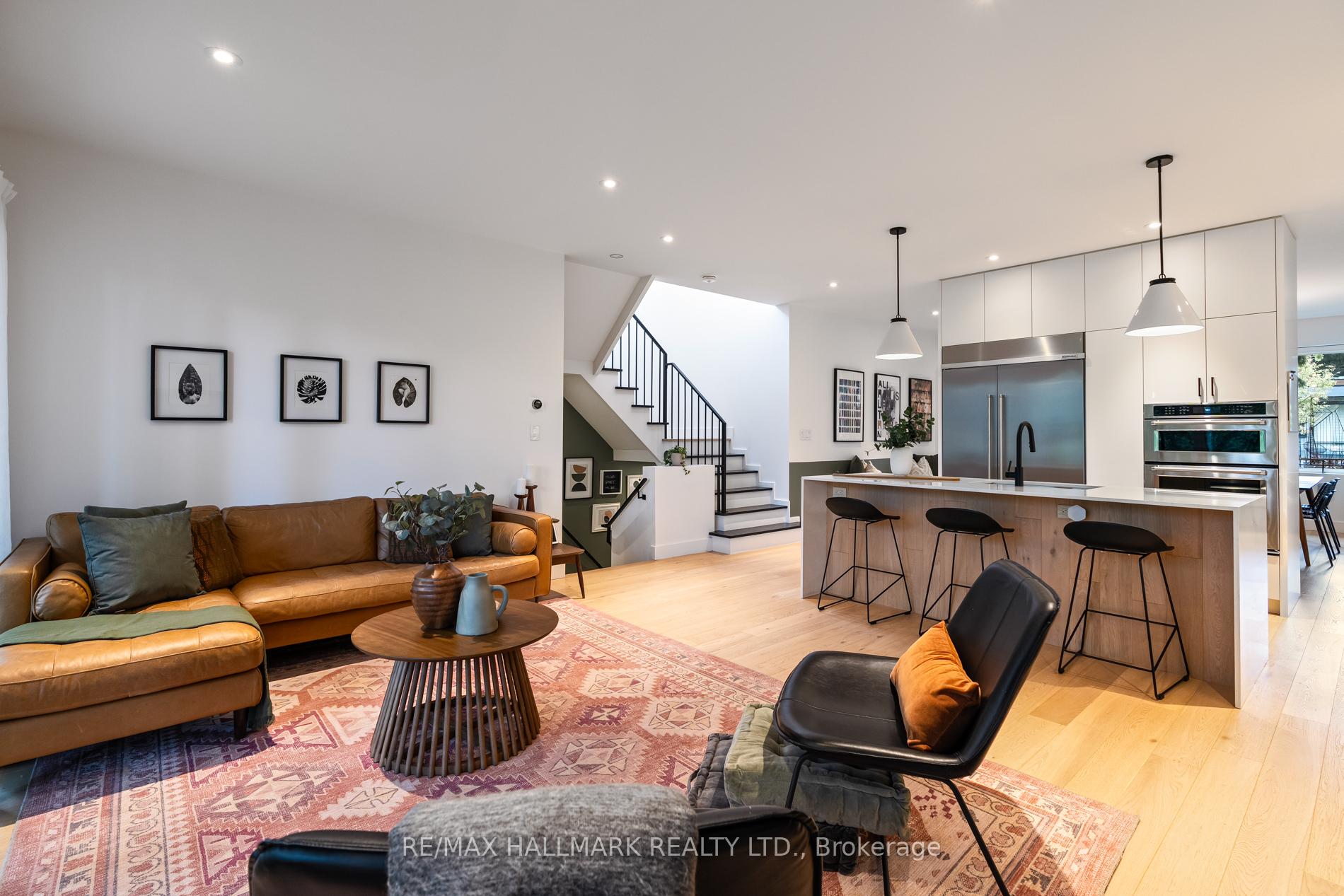 Photo 3 of 27 Glencrest Boulevard, Toronto, O'Connor-Parkview — HOMEH