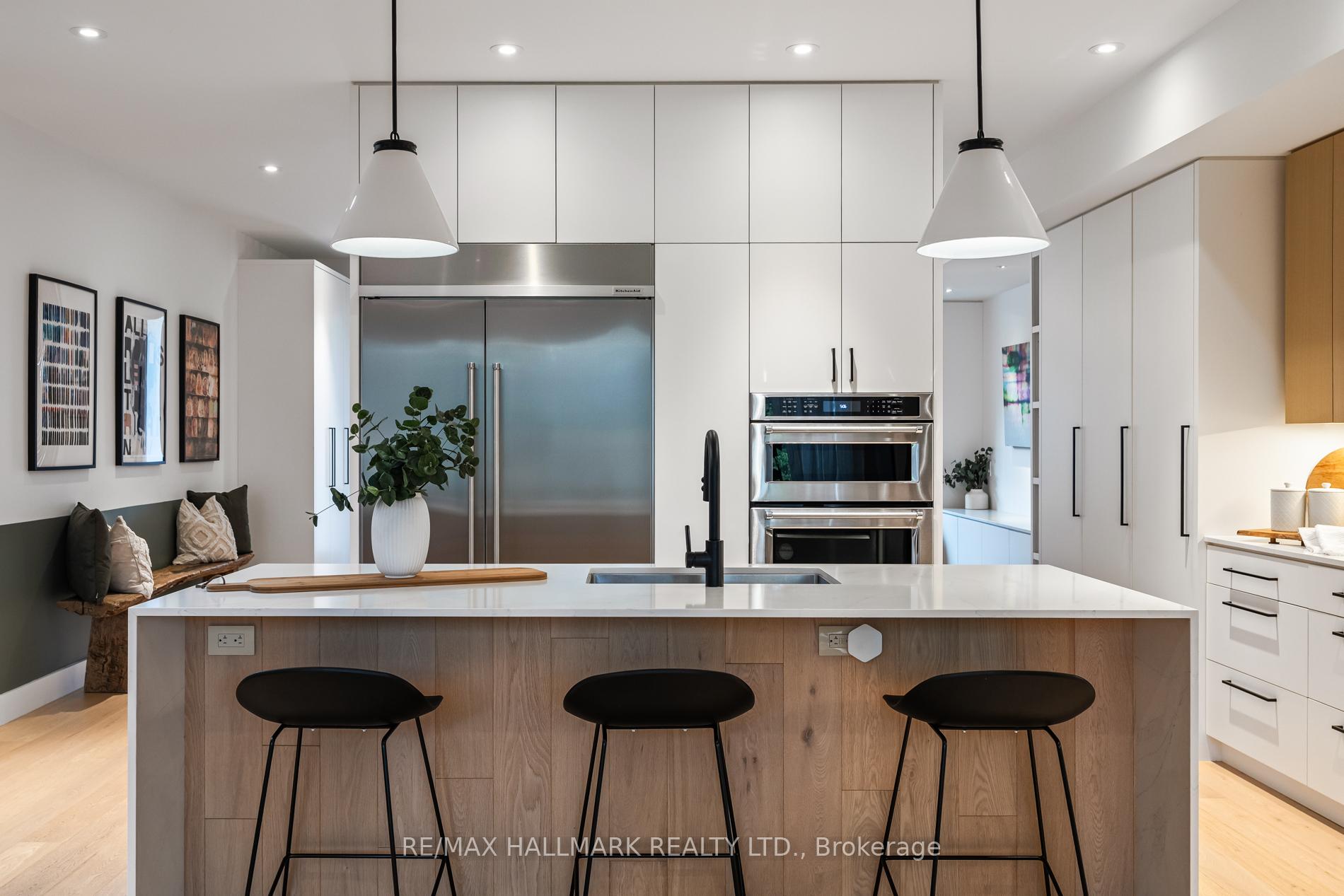 Photo 6 of 27 Glencrest Boulevard, Toronto, O'Connor-Parkview — HOMEH