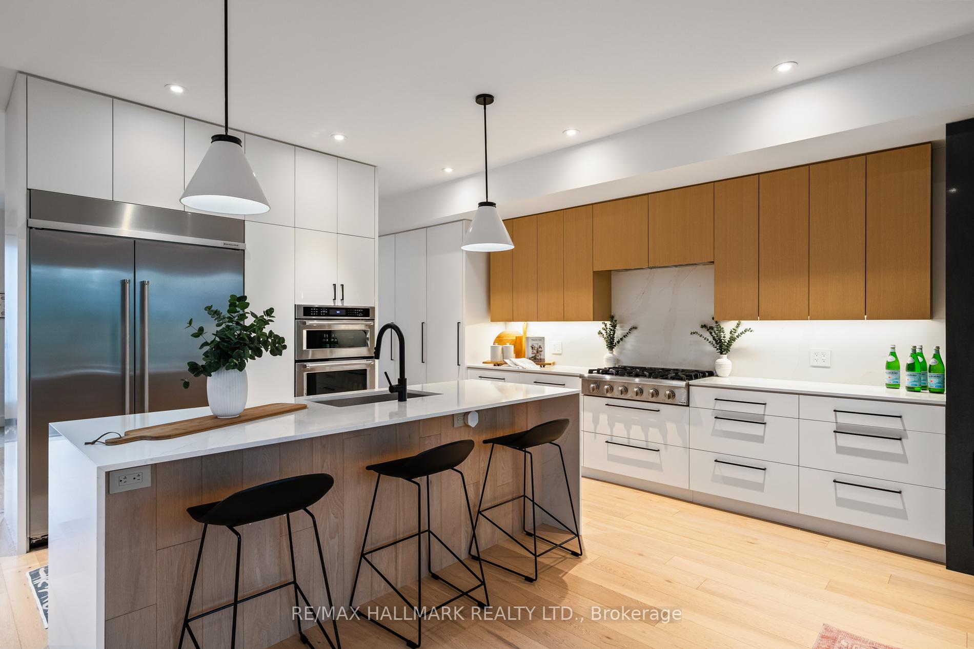 Photo 9 of 27 Glencrest Boulevard, Toronto, O'Connor-Parkview — HOMEH