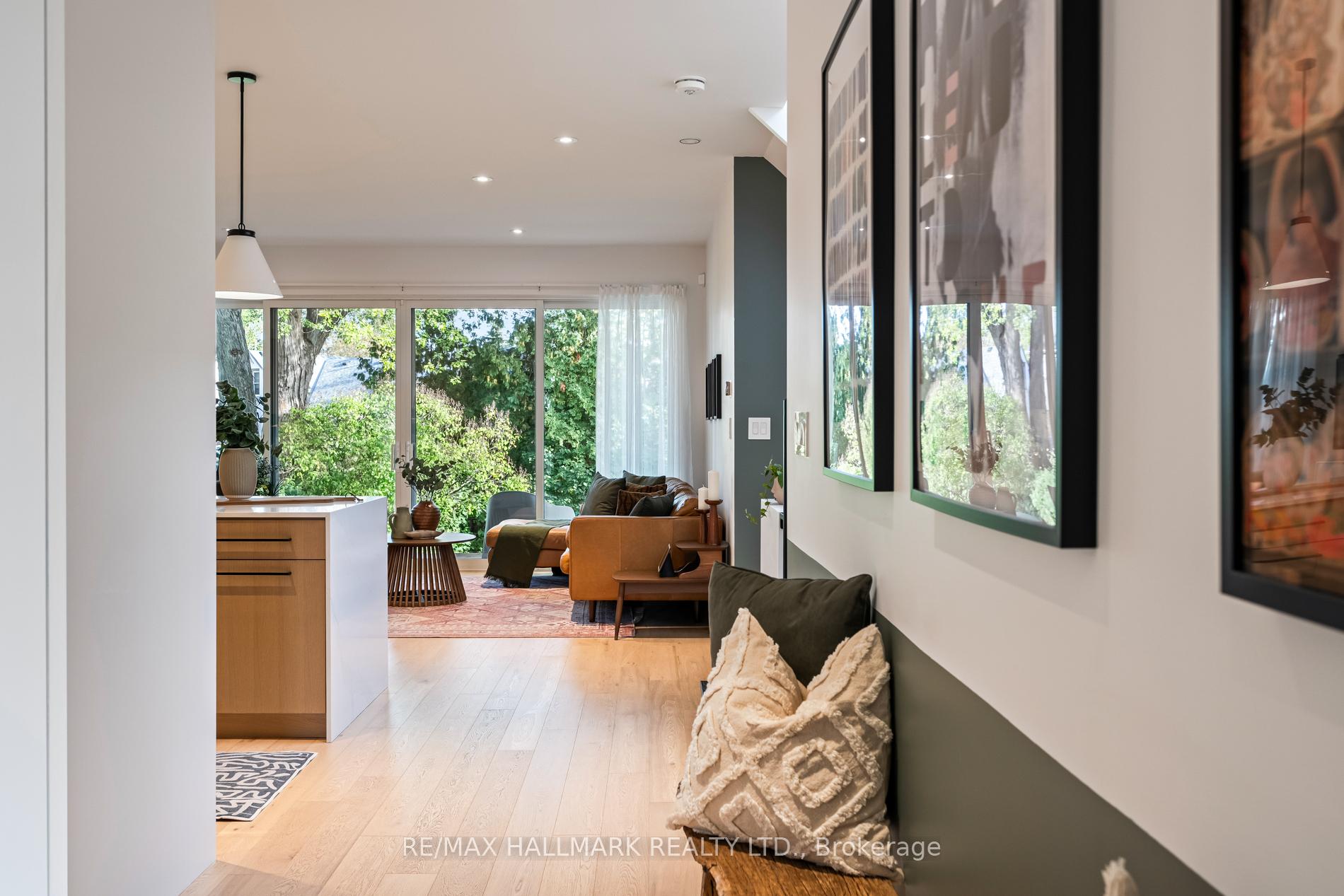 Photo 15 of 27 Glencrest Boulevard, Toronto, O'Connor-Parkview — HOMEH