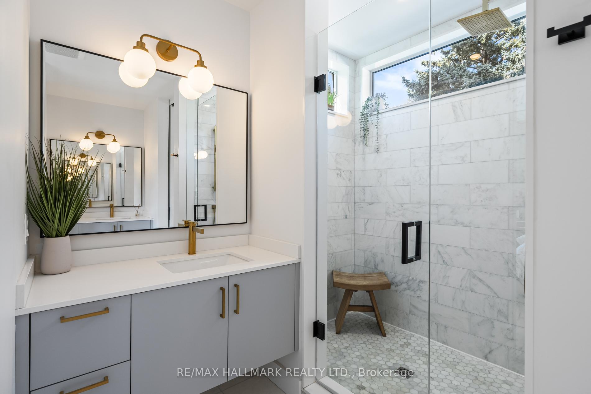 Photo 18 of 27 Glencrest Boulevard, Toronto, O'Connor-Parkview — HOMEH