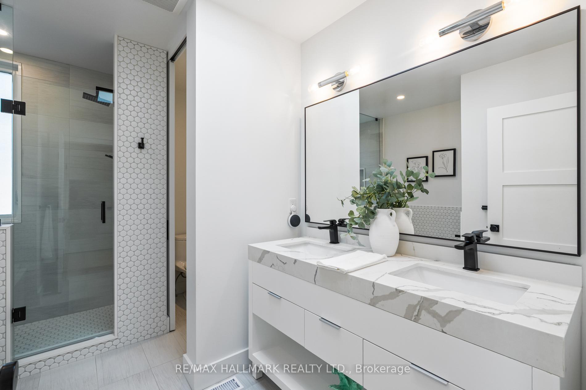 Photo 19 of 27 Glencrest Boulevard, Toronto, O'Connor-Parkview — HOMEH