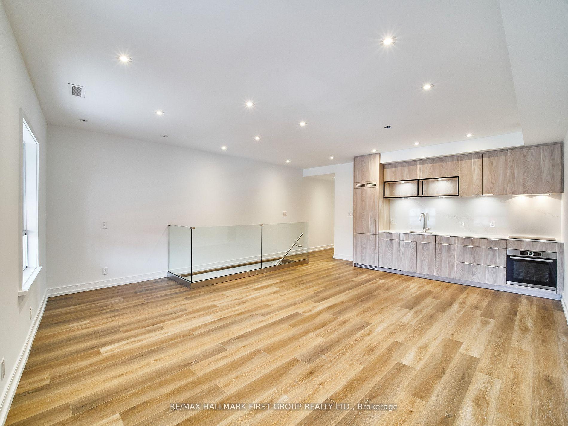 Photo 7 of Unit Upper, 2598 Yonge Street, Toronto, Lawrence Park South — HOMEH
