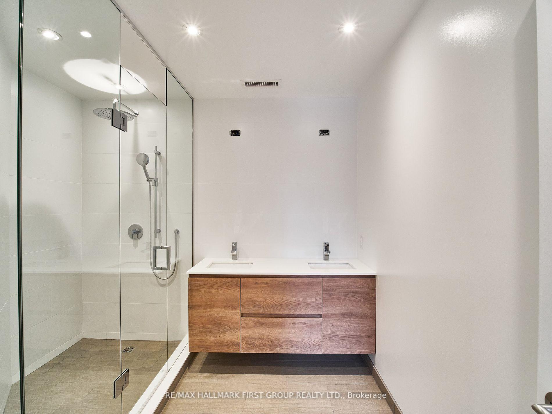 Photo 15 of Unit Upper, 2598 Yonge Street, Toronto, Lawrence Park South — HOMEH