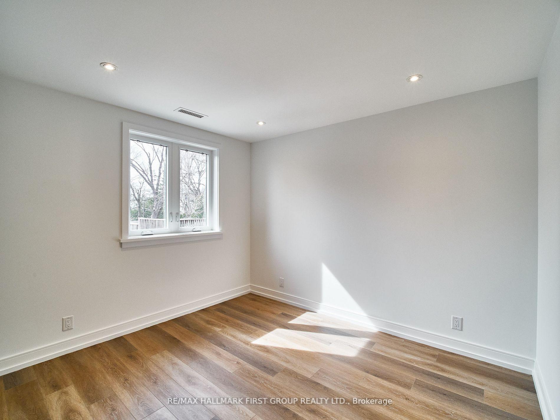 Photo 23 of Unit Upper, 2598 Yonge Street, Toronto, Lawrence Park South — HOMEH