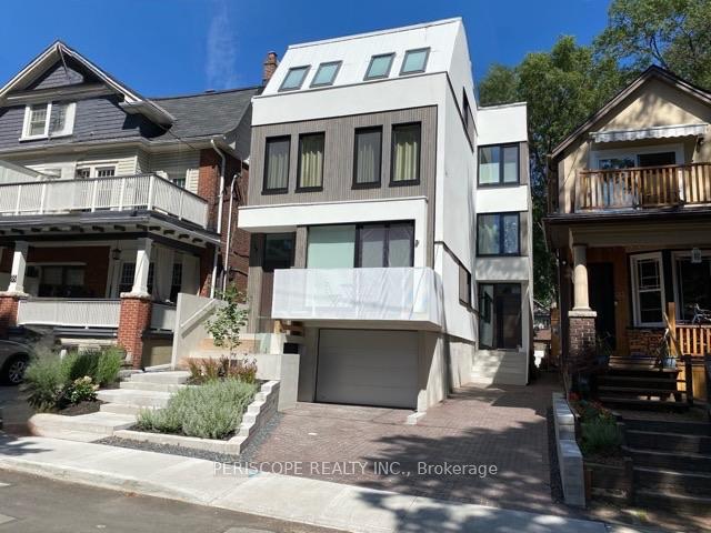 Front of Unit Unit B, 33 Fernwood Park Avenue