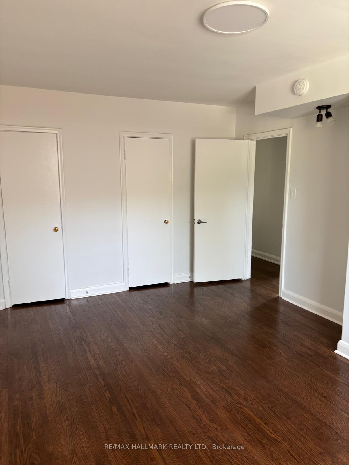 Photo 11 of 34 Meadowacres Drive, Scarborough, Tam O'Shanter-Sullivan — HOMEH