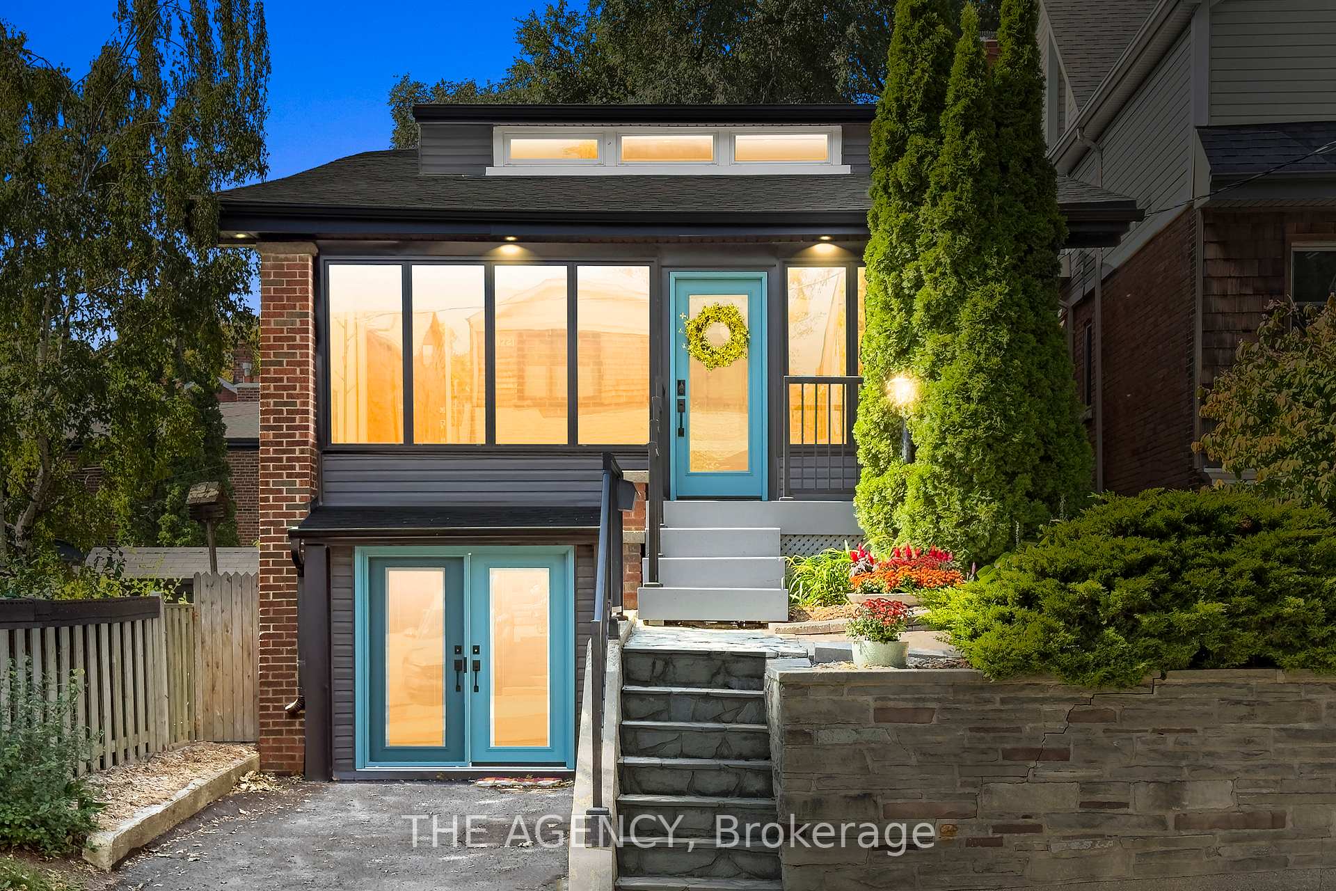 Photo 2 of 172 Brookside Drive, Toronto, East End-Danforth — HOMEH