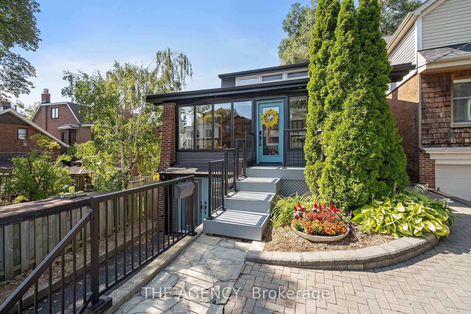 Photo 6 of 172 Brookside Drive, Toronto, East End-Danforth — HOMEH