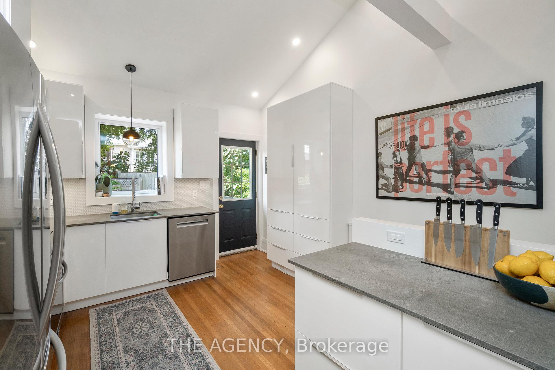 Photo 15 of 172 Brookside Drive, Toronto, East End-Danforth — HOMEH