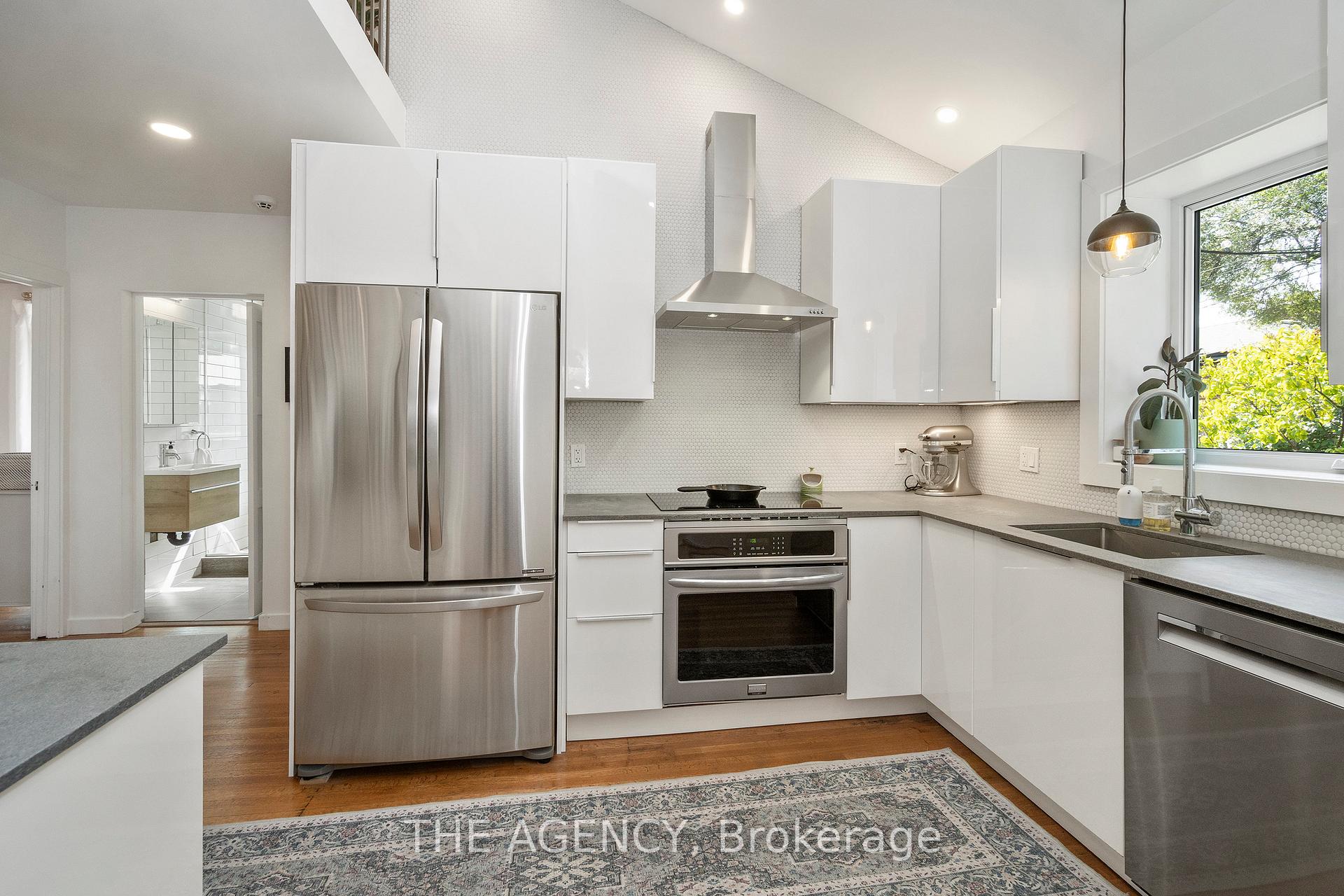 Photo 16 of 172 Brookside Drive, Toronto, East End-Danforth — HOMEH