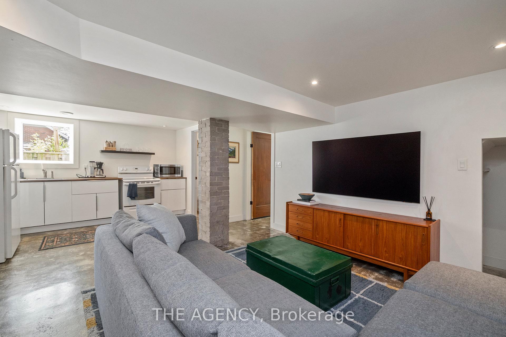 Photo 28 of 172 Brookside Drive, Toronto, East End-Danforth — HOMEH