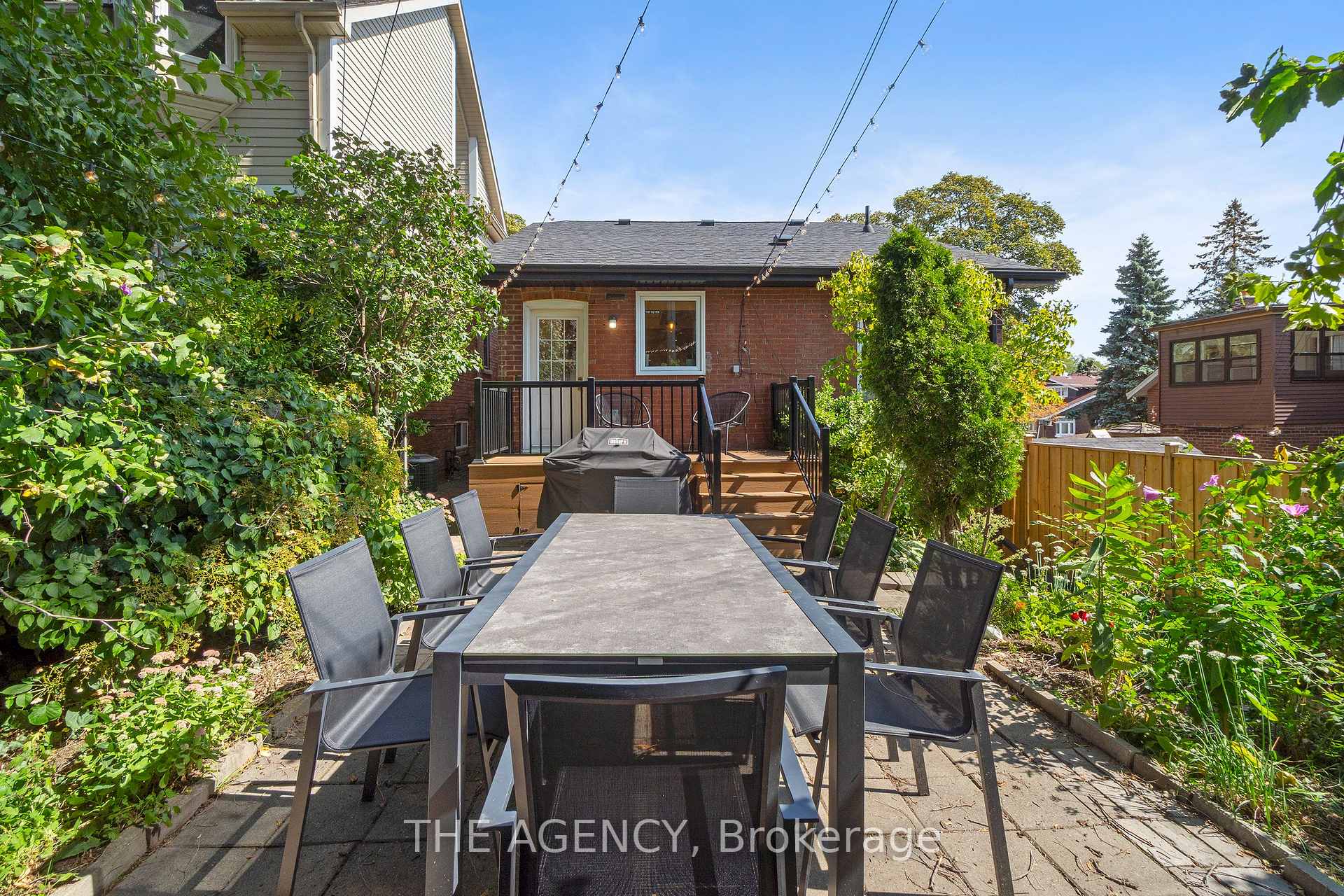 Photo 37 of 172 Brookside Drive, Toronto, East End-Danforth — HOMEH