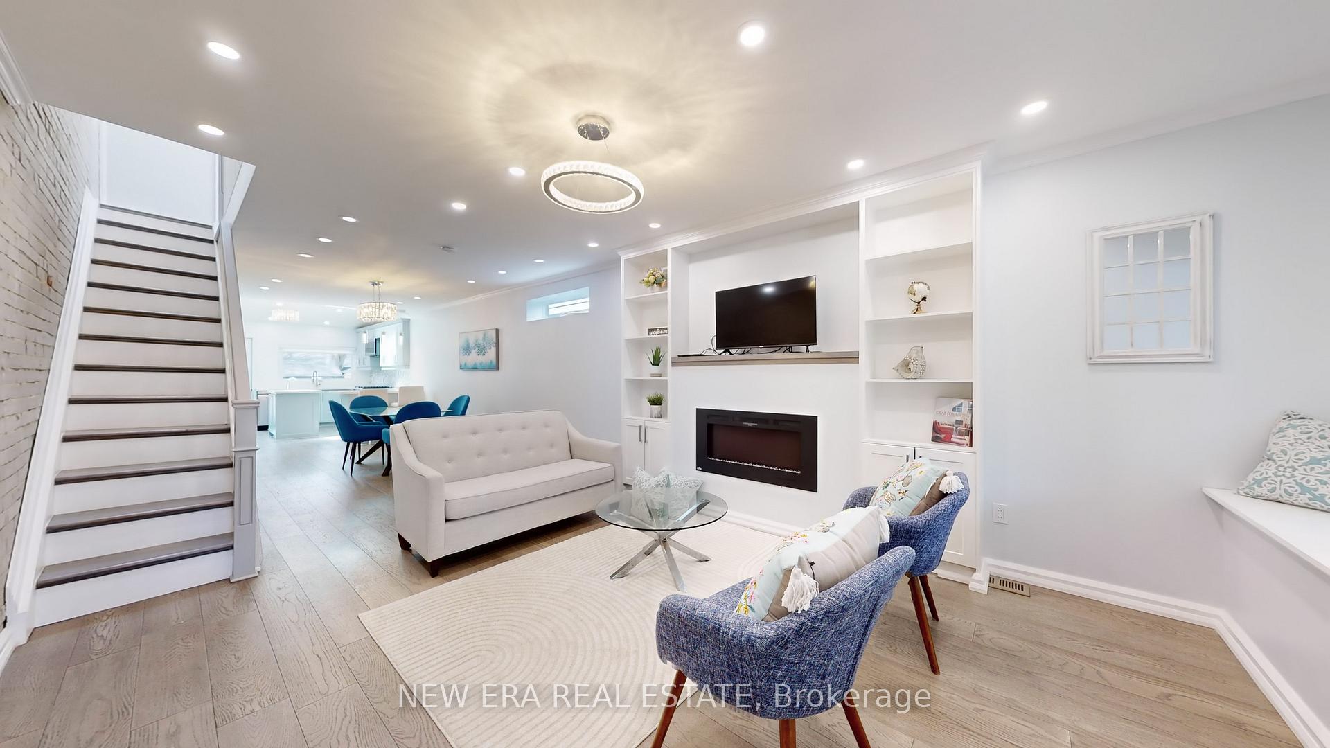 Photo 3 of 34 Kimbourne Avenue, Toronto, Danforth Village-East York — HOMEH