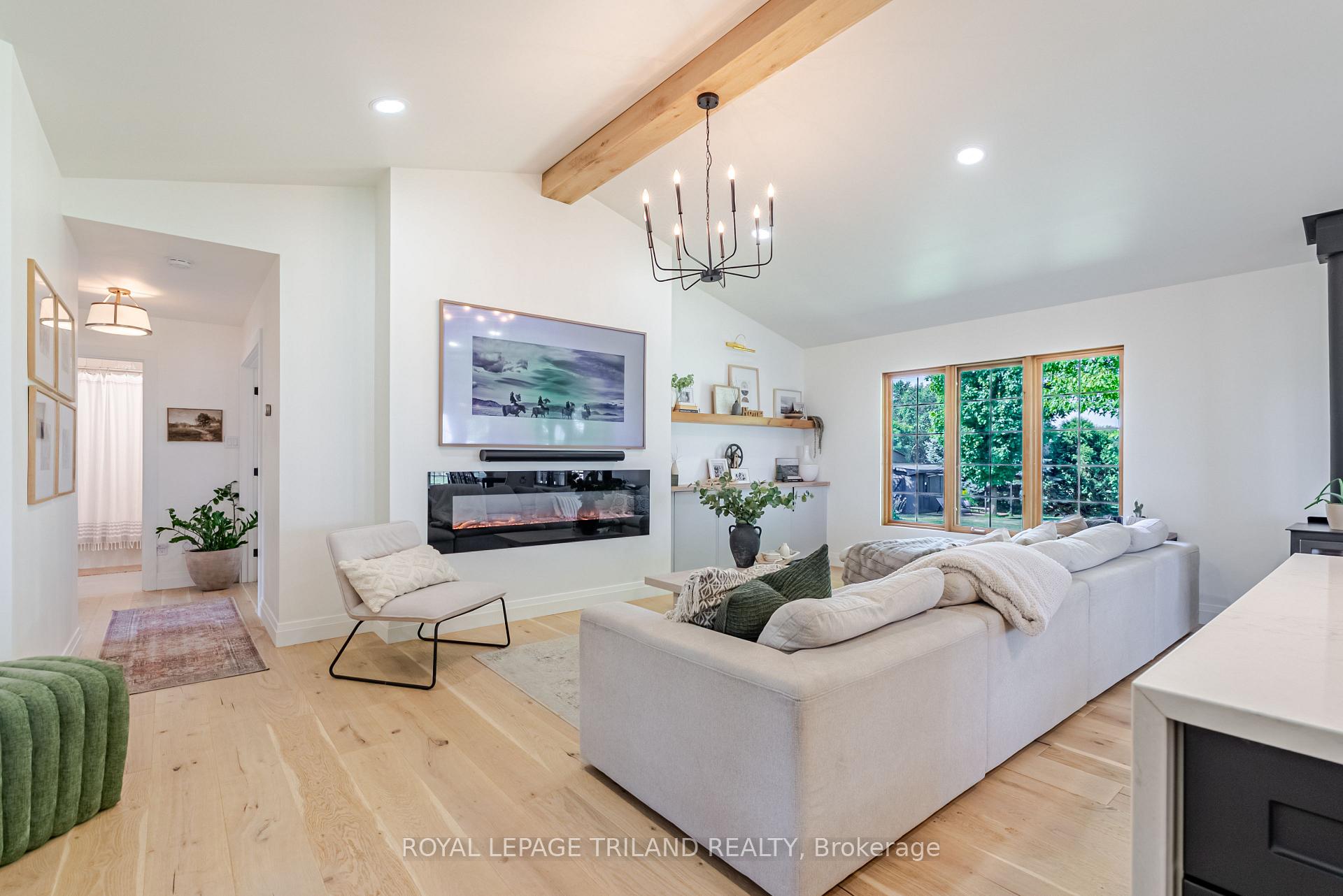 Photo 9 of 3921 Elgin Road, Thames Centre, Mossley — HOMEH