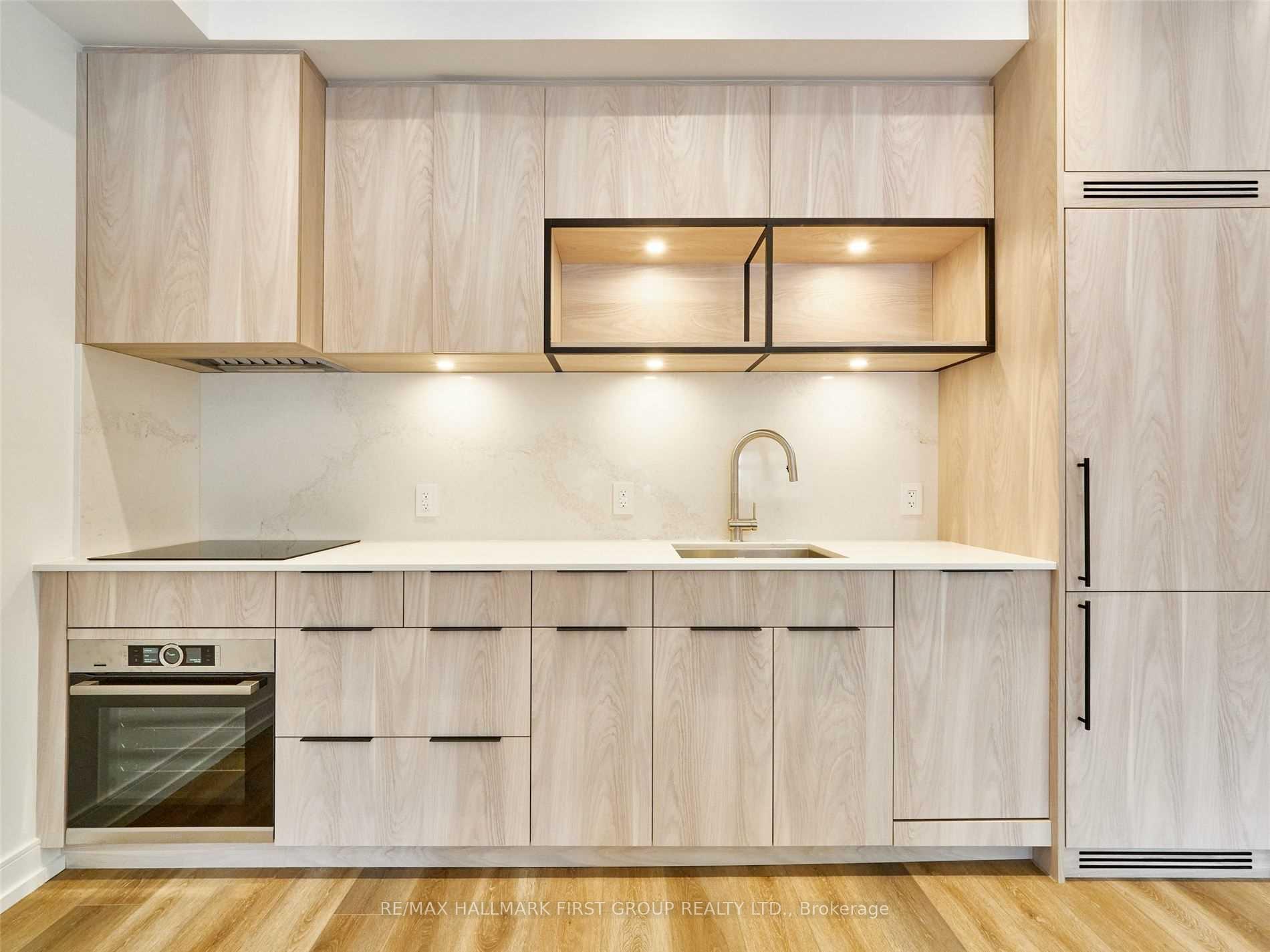 Photo 4 of Unit Upper, 2602 Yonge Street, Toronto, Lawrence Park South — HOMEH