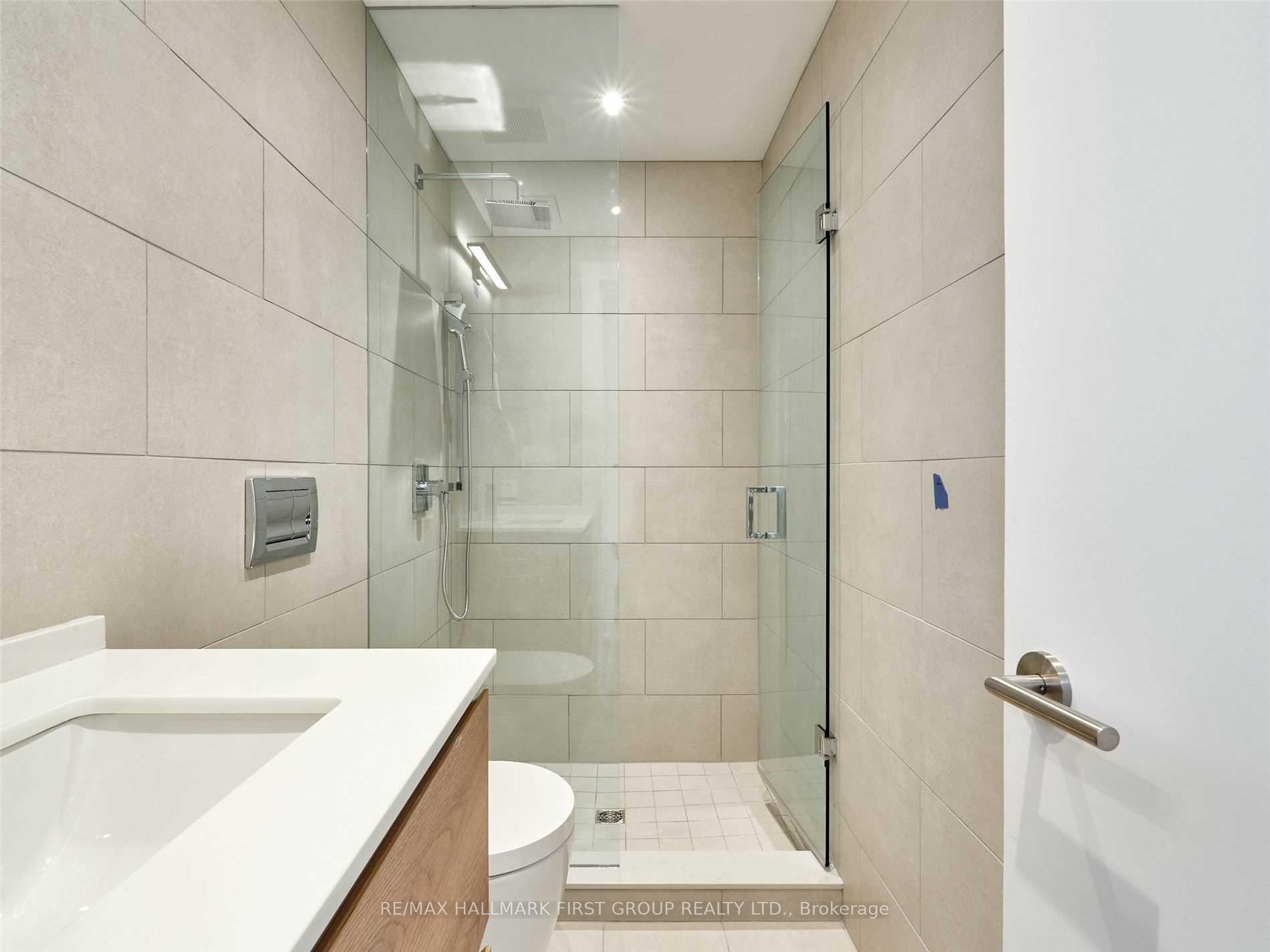 Photo 8 of Unit Upper, 2602 Yonge Street, Toronto, Lawrence Park South — HOMEH