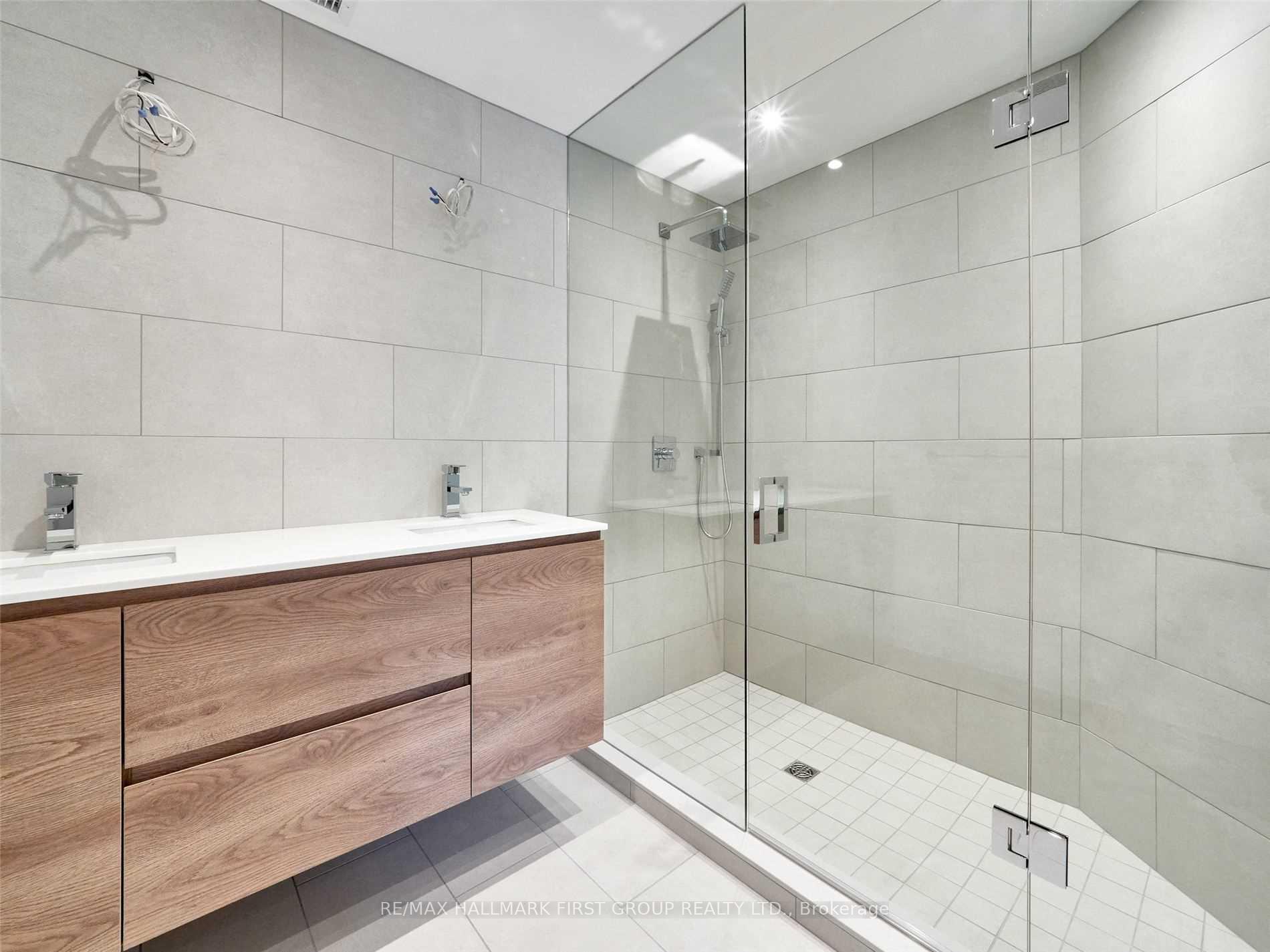 Photo 11 of Unit Upper, 2602 Yonge Street, Toronto, Lawrence Park South — HOMEH