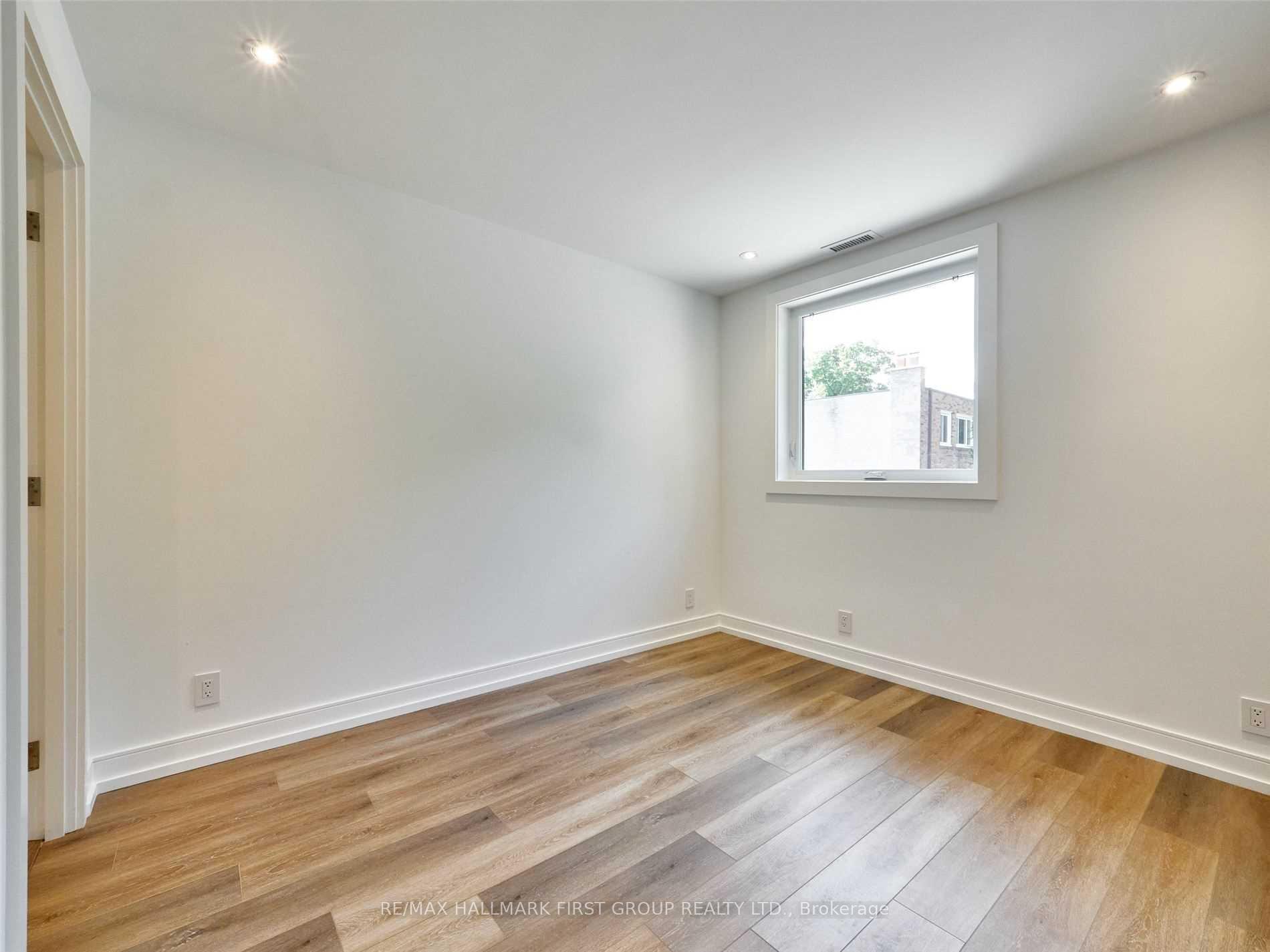 Photo 12 of Unit Upper, 2602 Yonge Street, Toronto, Lawrence Park South — HOMEH