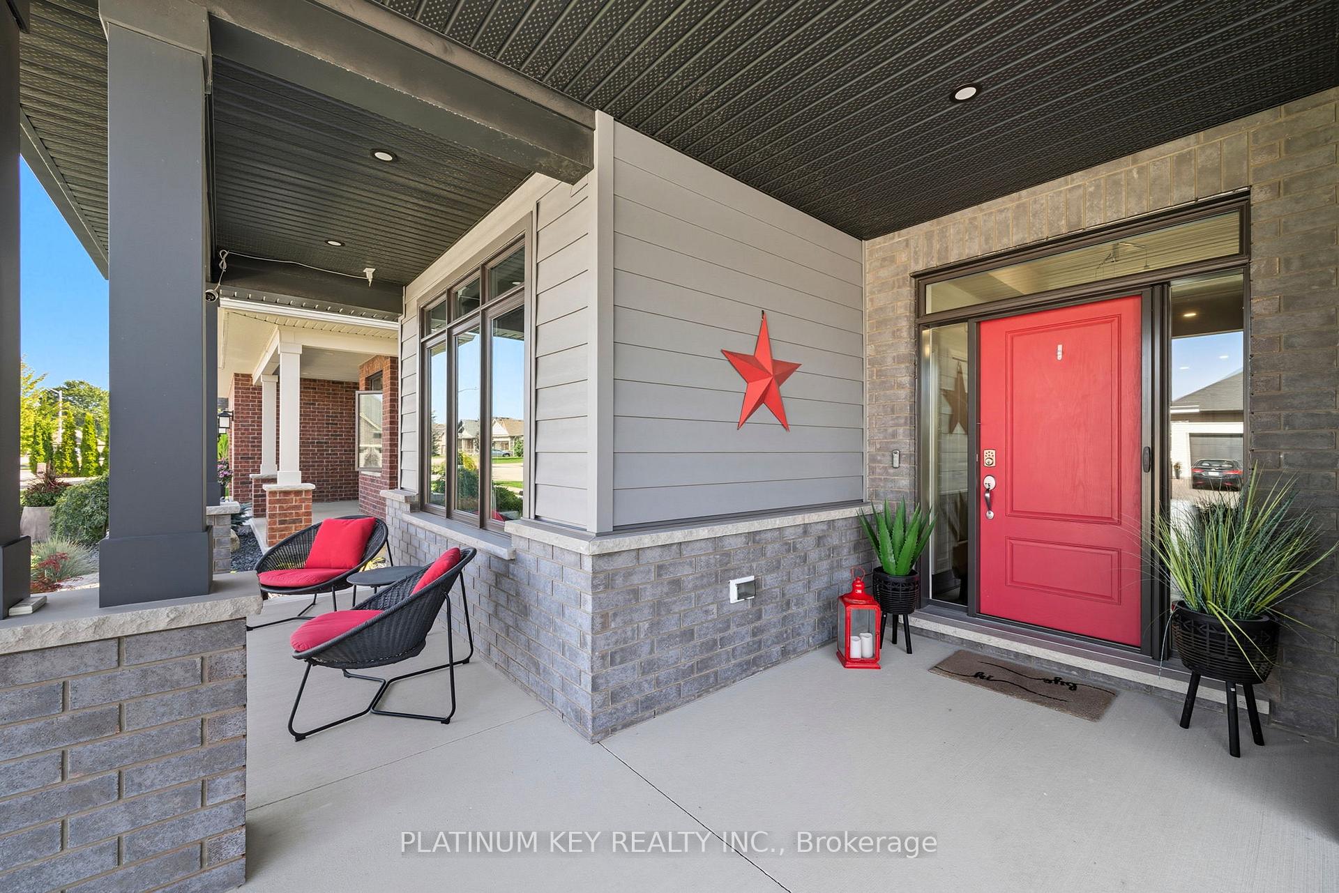 Photo 2 of 140 Collins Way, Strathroy-Caradoc, SE — HOMEH