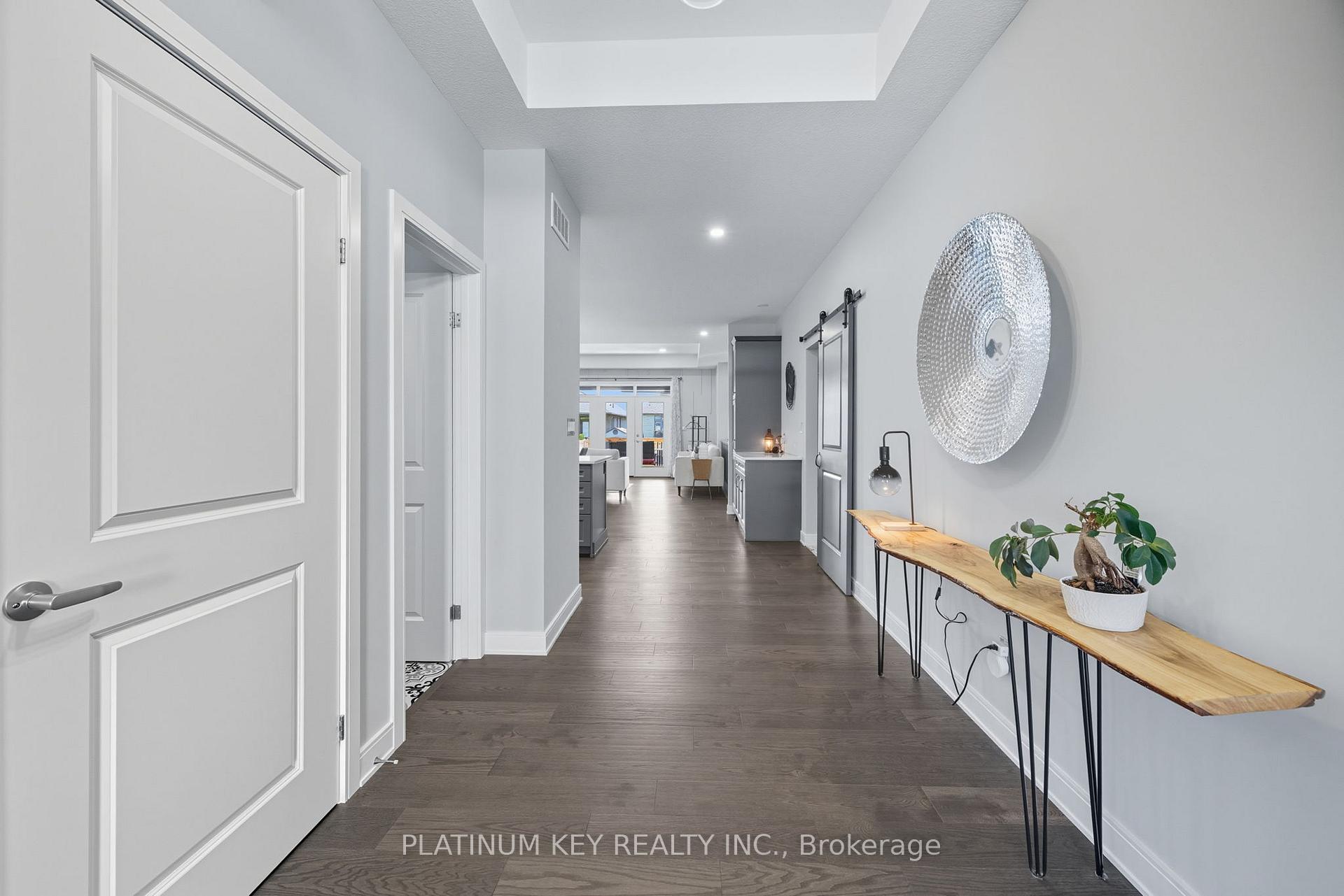 Photo 4 of 140 Collins Way, Strathroy-Caradoc, SE — HOMEH
