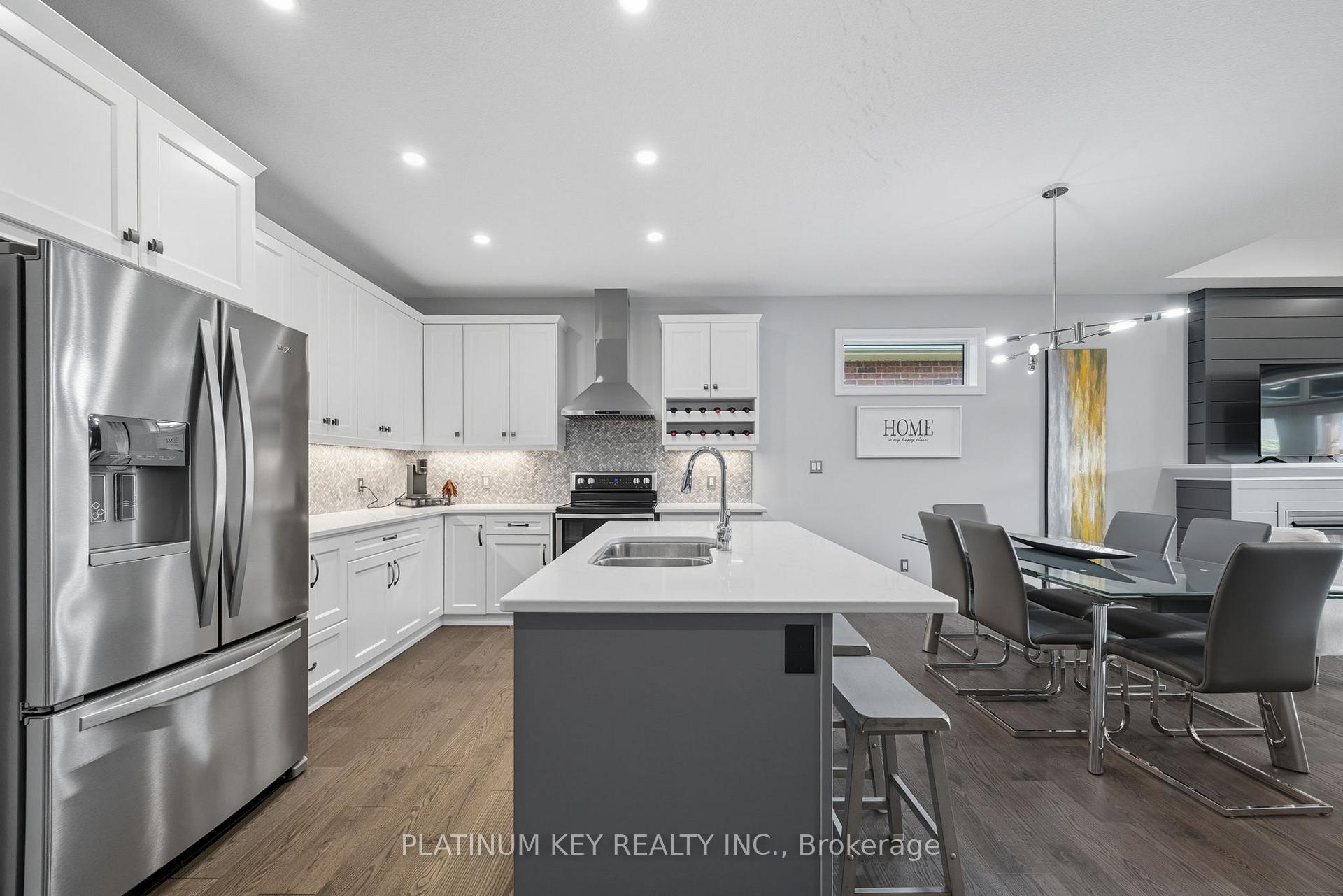Photo 7 of 140 Collins Way, Strathroy-Caradoc, SE — HOMEH