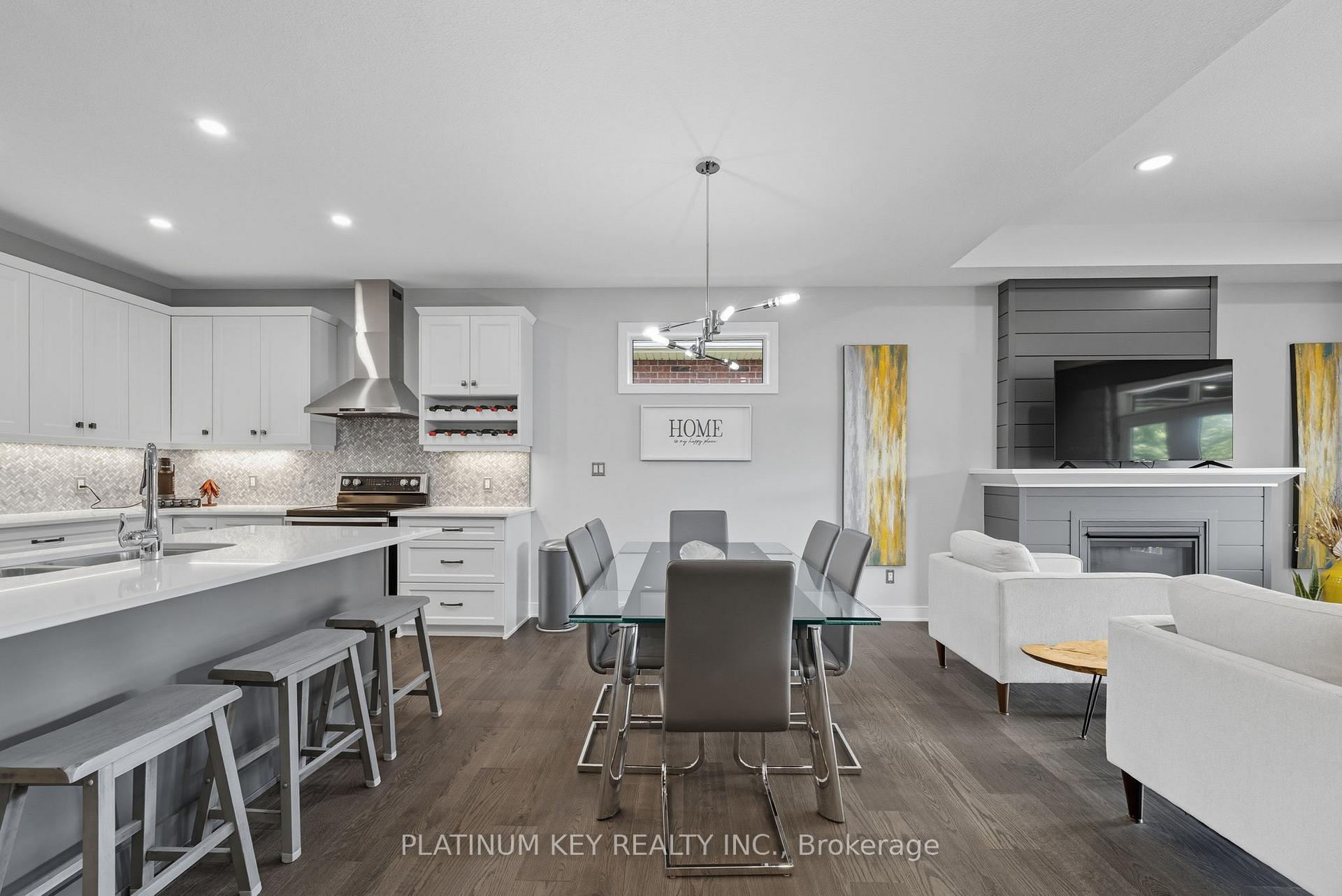 Photo 10 of 140 Collins Way, Strathroy-Caradoc, SE — HOMEH