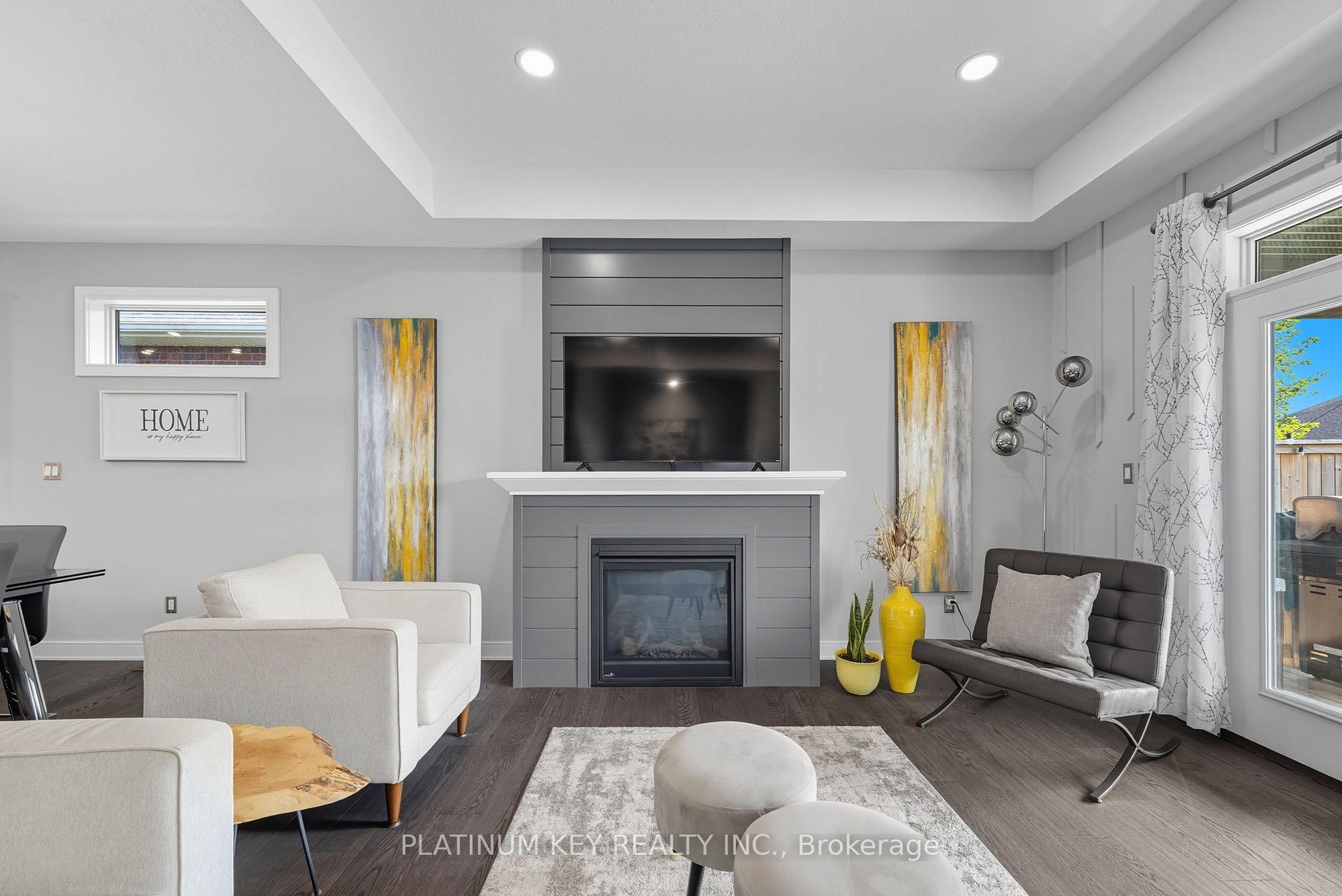 Photo 11 of 140 Collins Way, Strathroy-Caradoc, SE — HOMEH