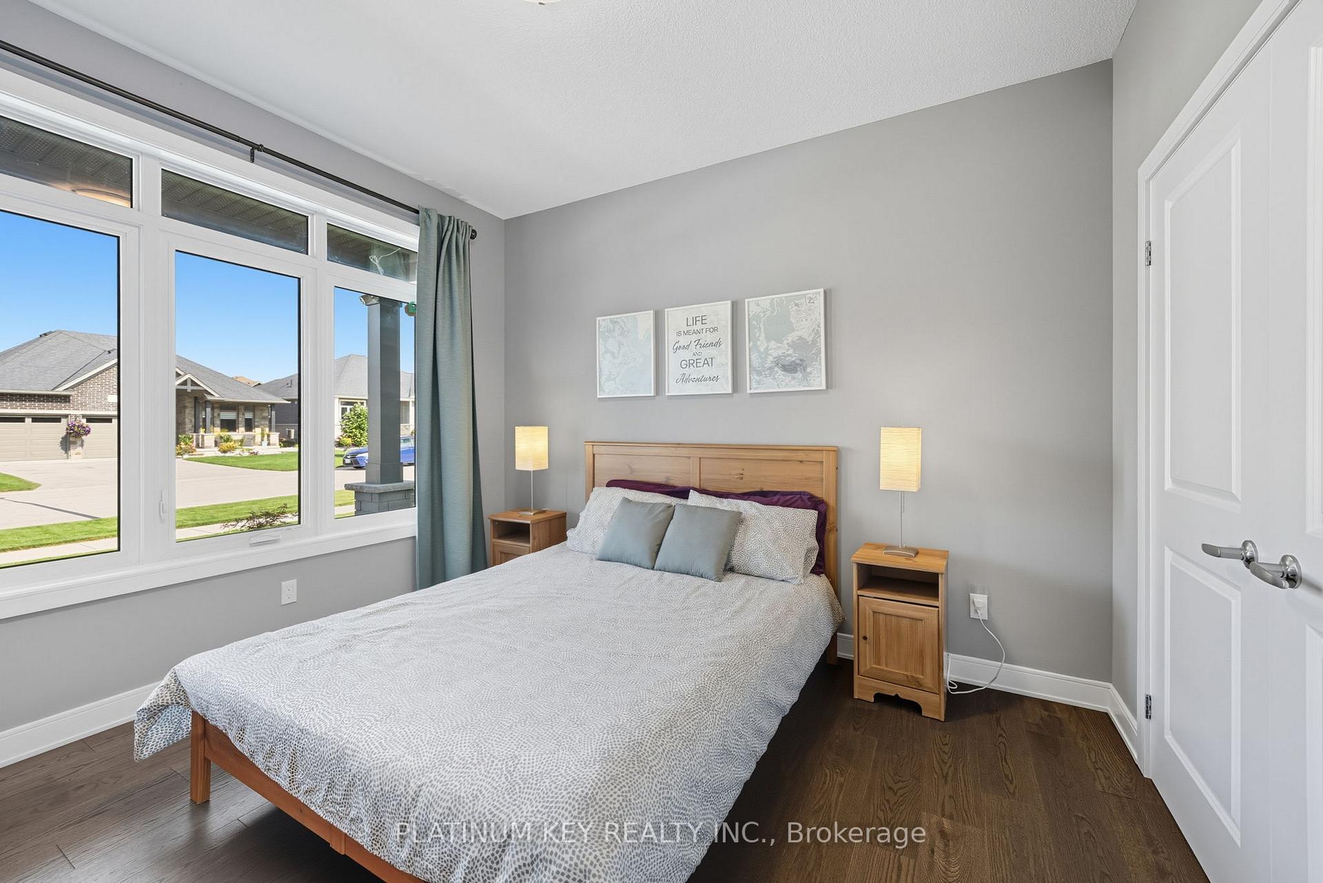 Photo 13 of 140 Collins Way, Strathroy-Caradoc, SE — HOMEH