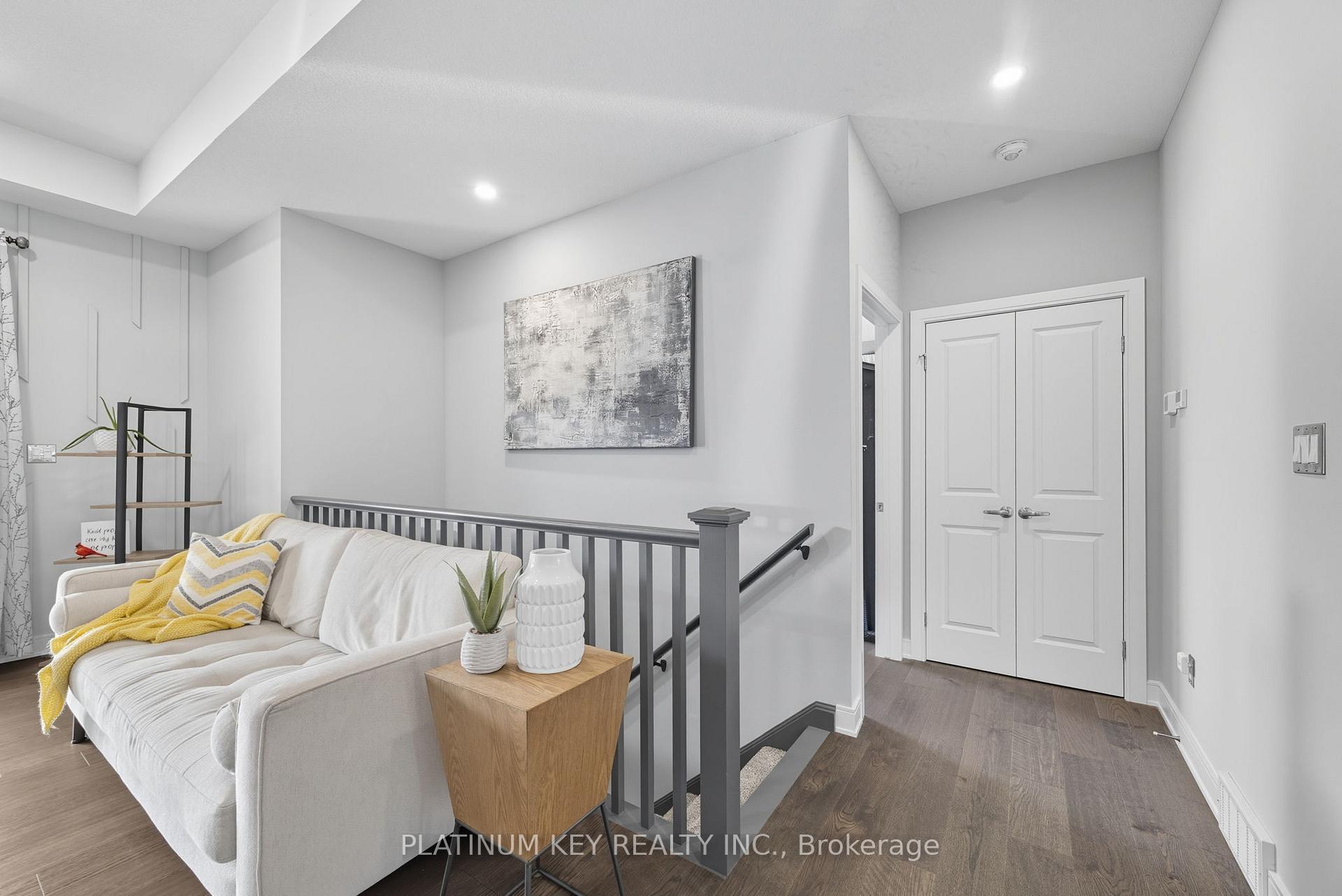 Photo 16 of 140 Collins Way, Strathroy-Caradoc, SE — HOMEH