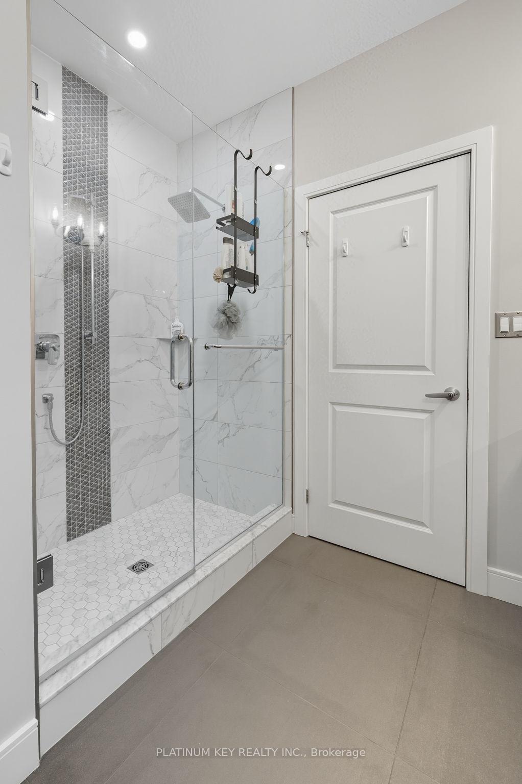 Photo 21 of 140 Collins Way, Strathroy-Caradoc, SE — HOMEH