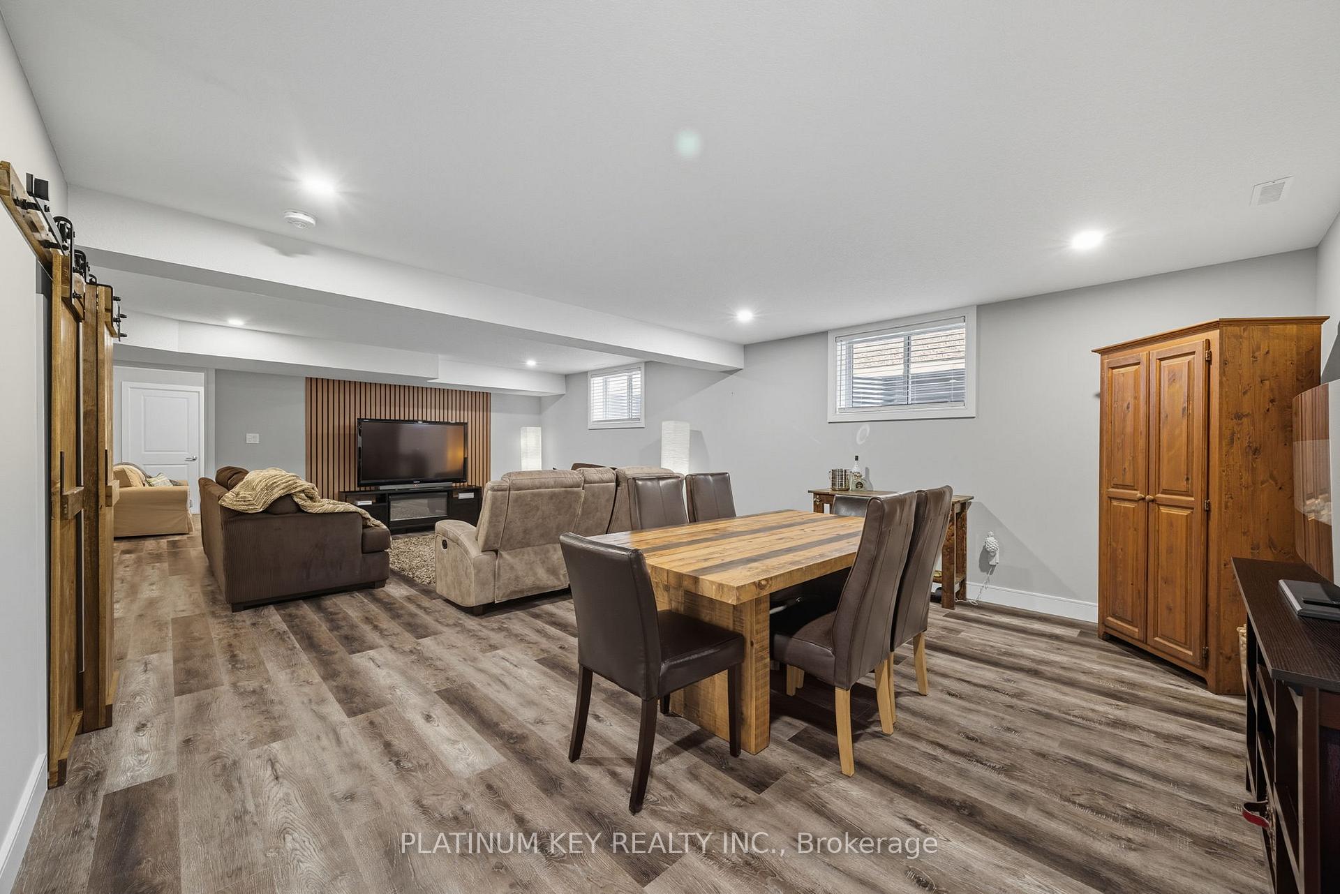 Photo 23 of 140 Collins Way, Strathroy-Caradoc, SE — HOMEH
