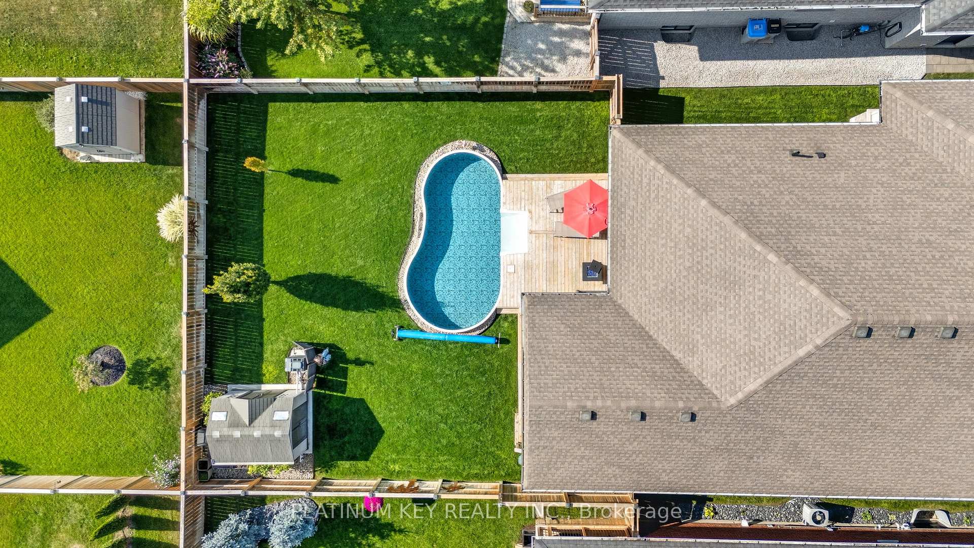 Photo 34 of 140 Collins Way, Strathroy-Caradoc, SE — HOMEH