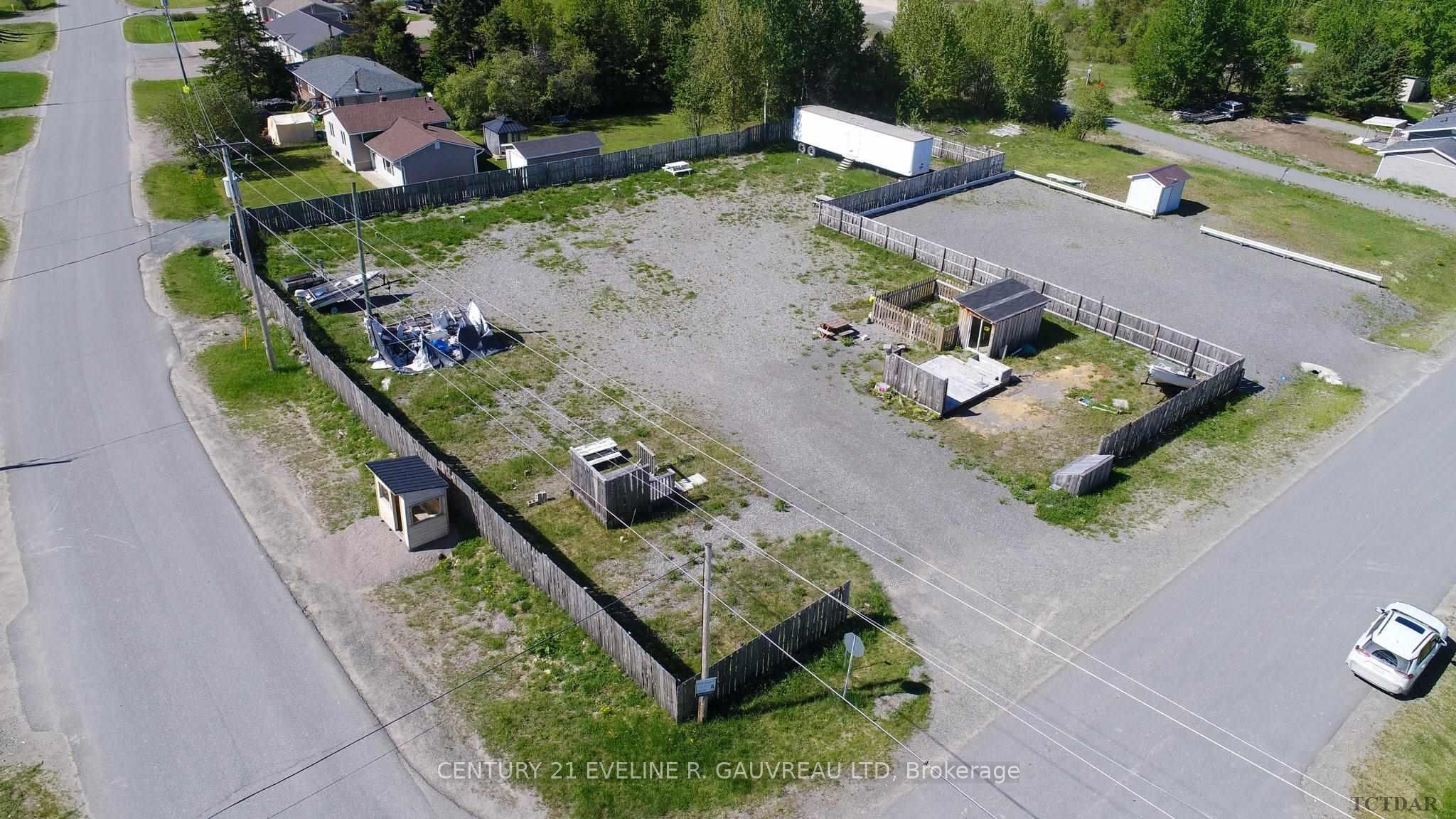 Photo 2 of 151 Calbeck Avenue, Timiskaming, TIM - Outside - Rural — HOMEH