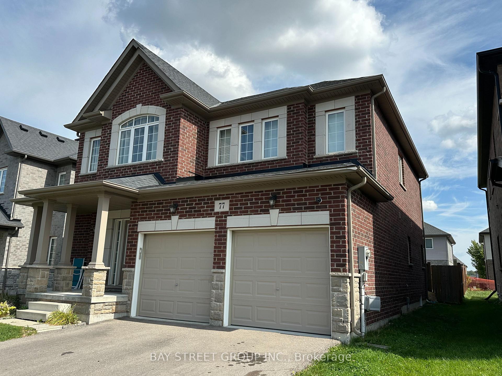 Photo 3 of 77 Sunset Way, Thorold, Rolling Meadows — HOMEH