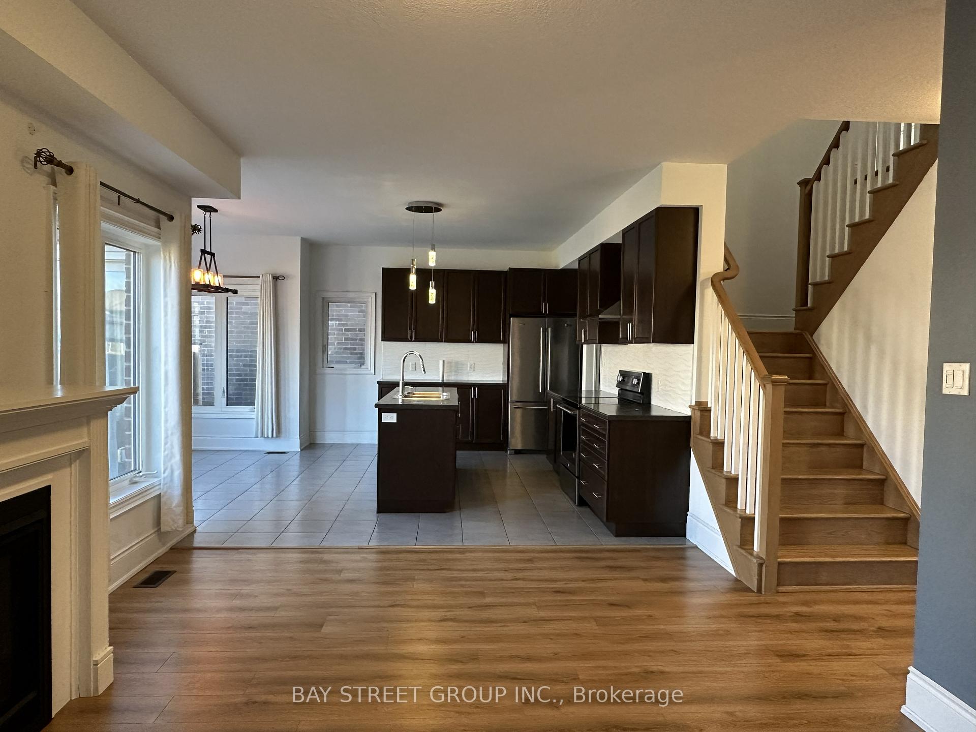Photo 7 of 77 Sunset Way, Thorold, Rolling Meadows — HOMEH