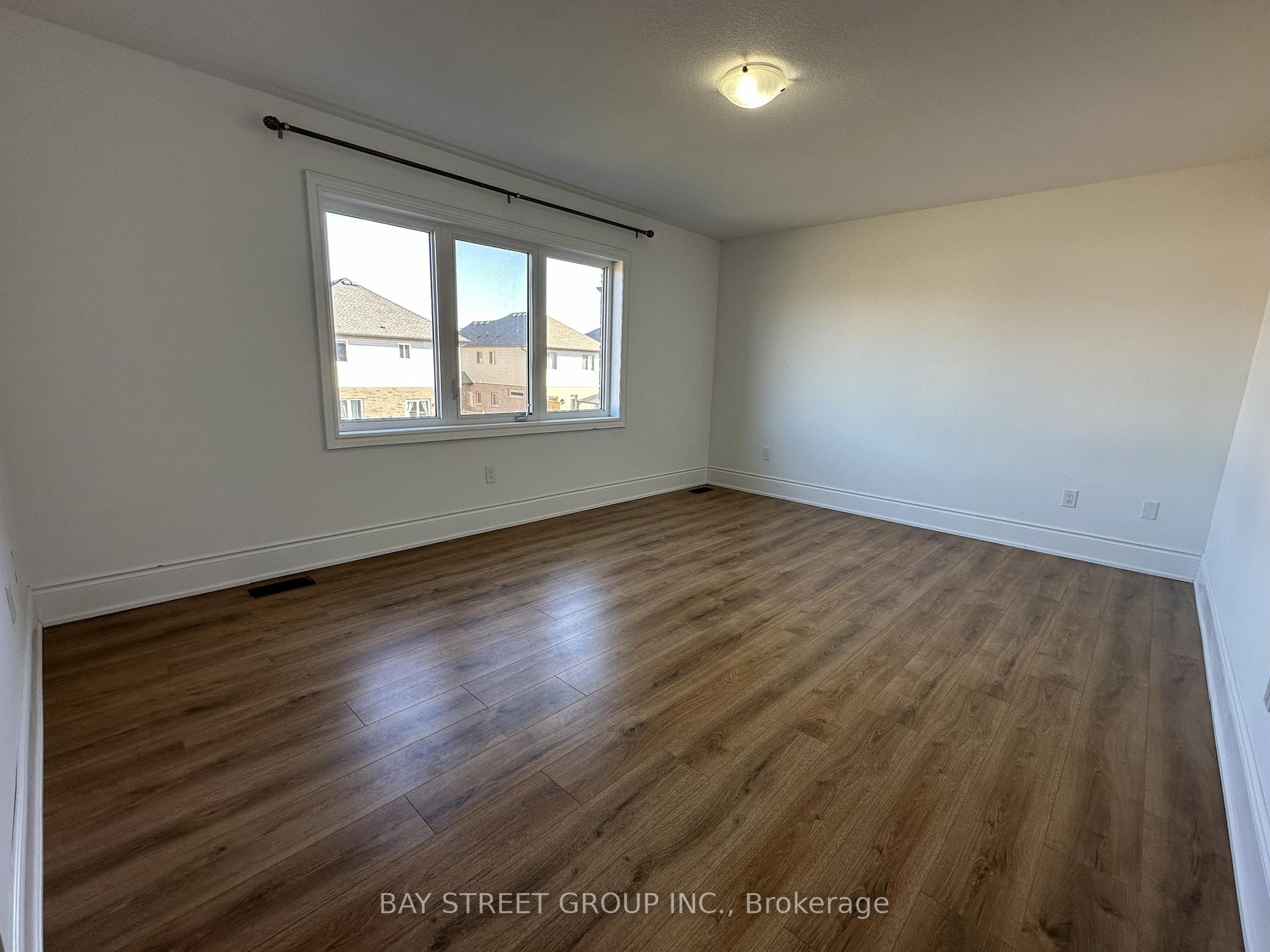 Photo 16 of 77 Sunset Way, Thorold, Rolling Meadows — HOMEH