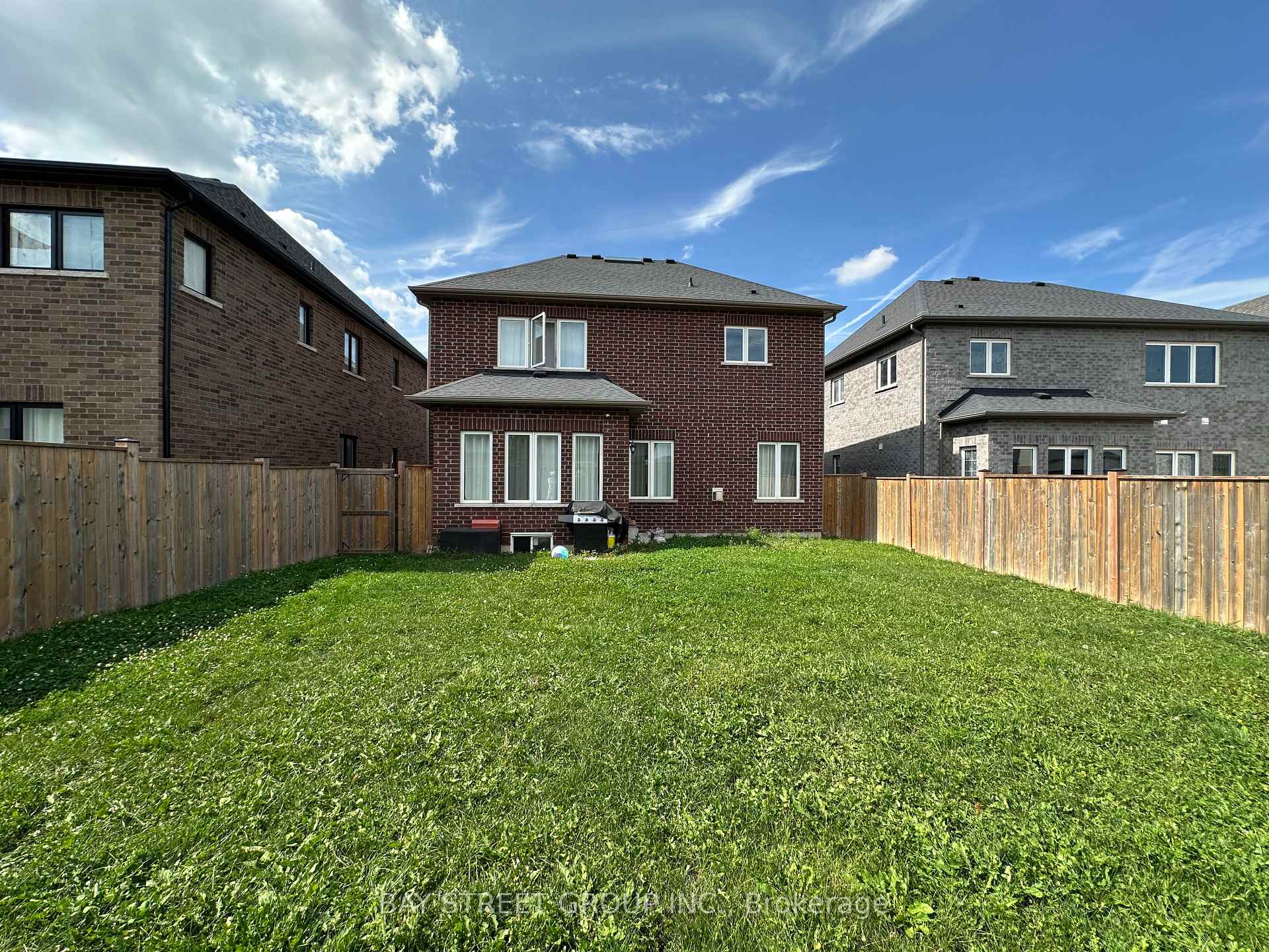 Photo 30 of 77 Sunset Way, Thorold, Rolling Meadows — HOMEH