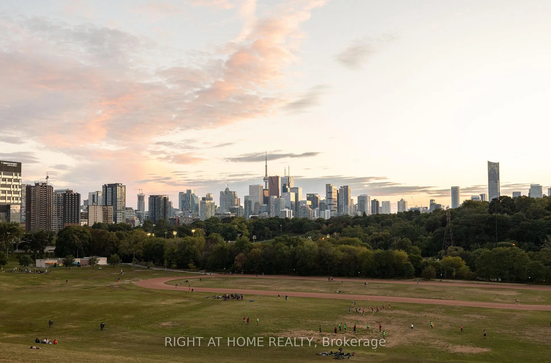 Photo 20 of 15 Kintyre Avenue, Toronto, South Riverdale — HOMEH
