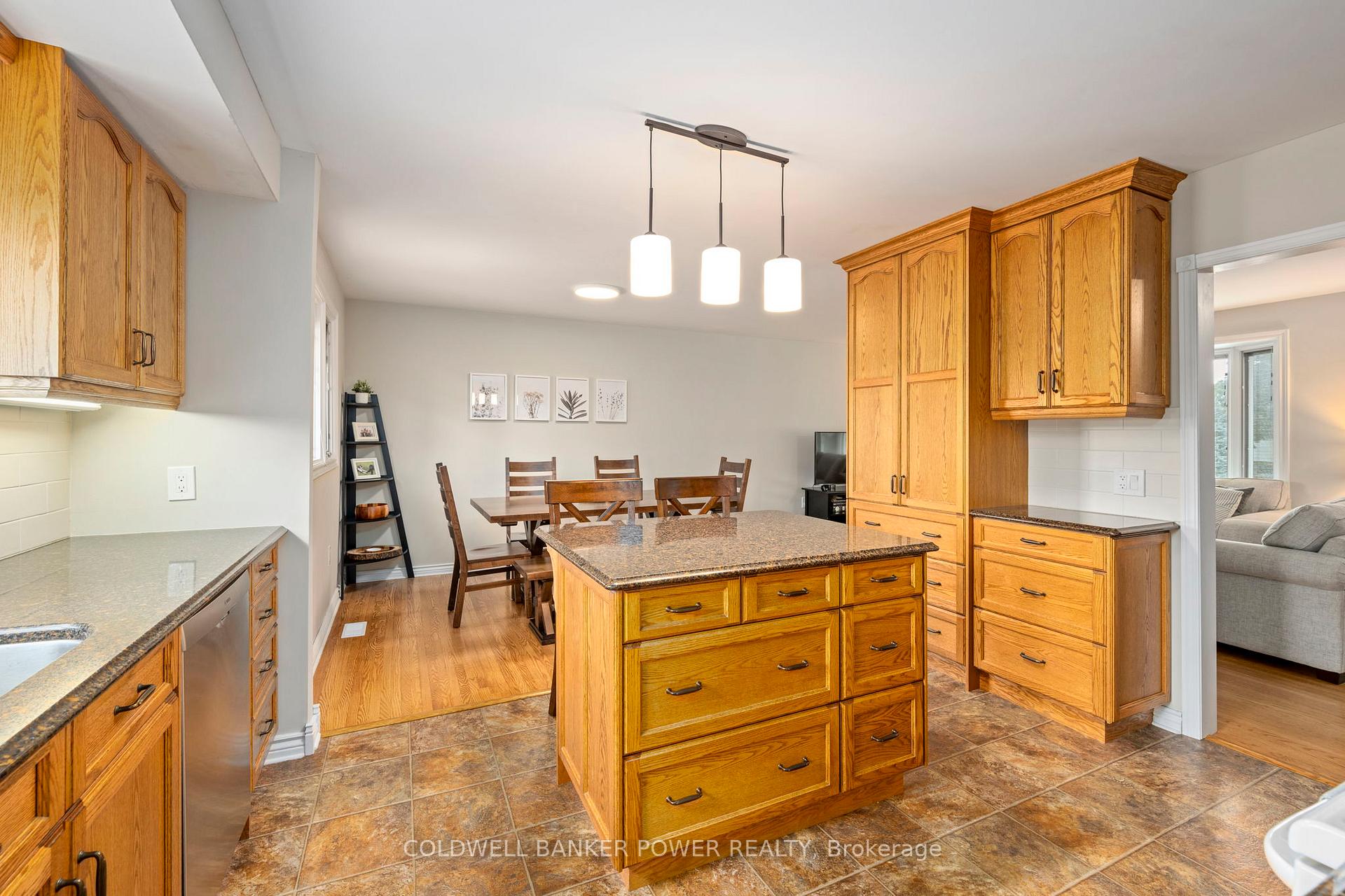 Photo 9 of 170 Eva Street, Thames Centre, Dorchester — HOMEH