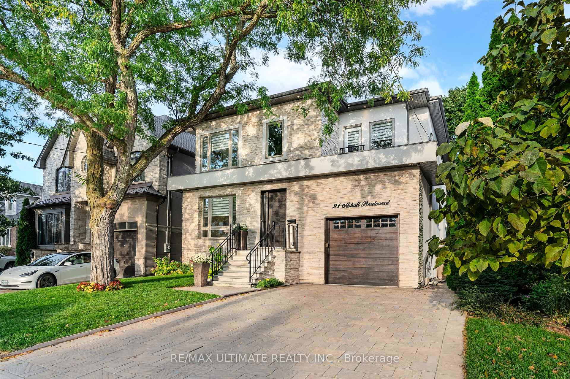 Photo 2 of 21 Ashall Boulevard, Toronto, O'Connor-Parkview — HOMEH