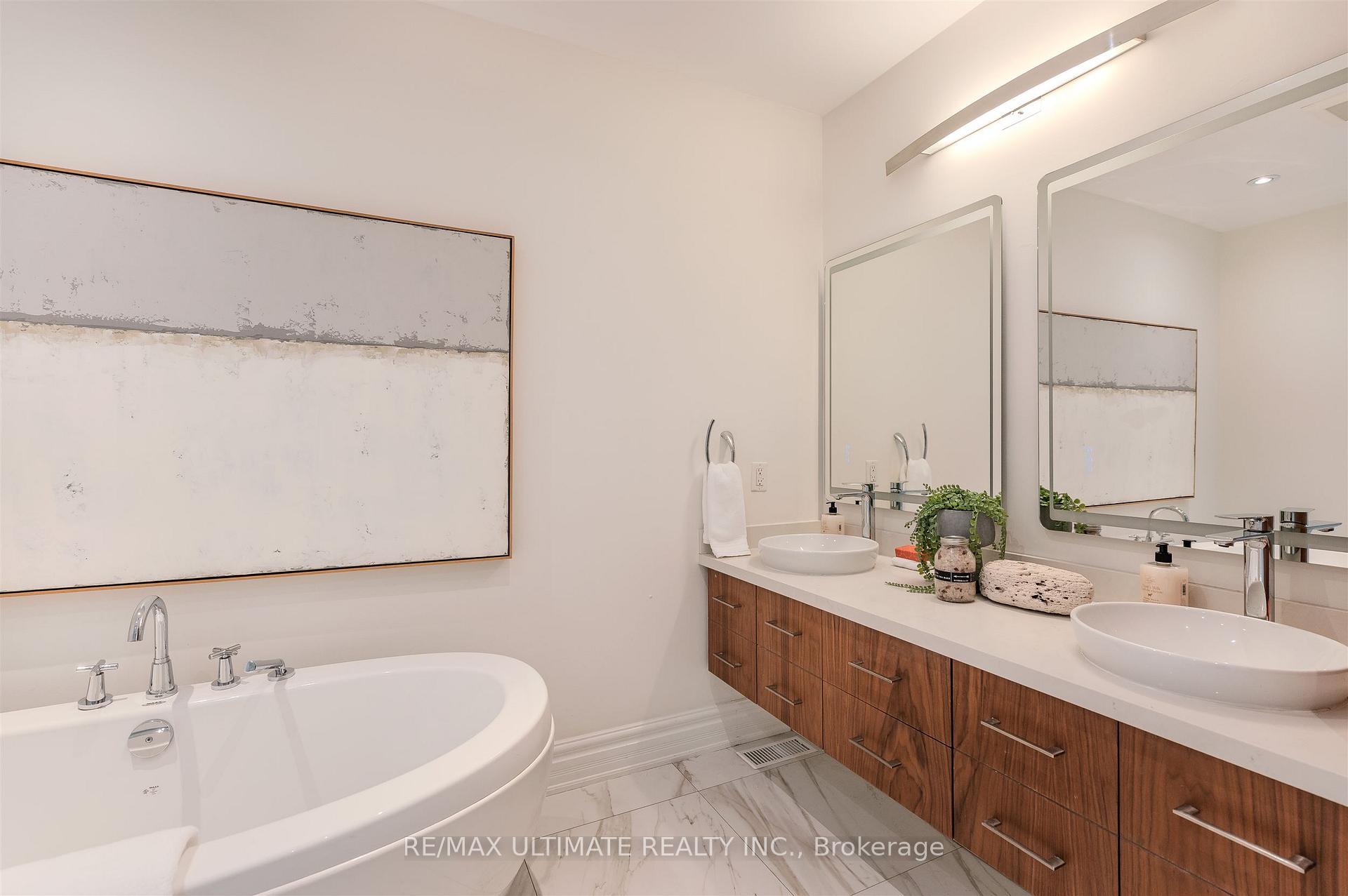 Photo 24 of 21 Ashall Boulevard, Toronto, O'Connor-Parkview — HOMEH