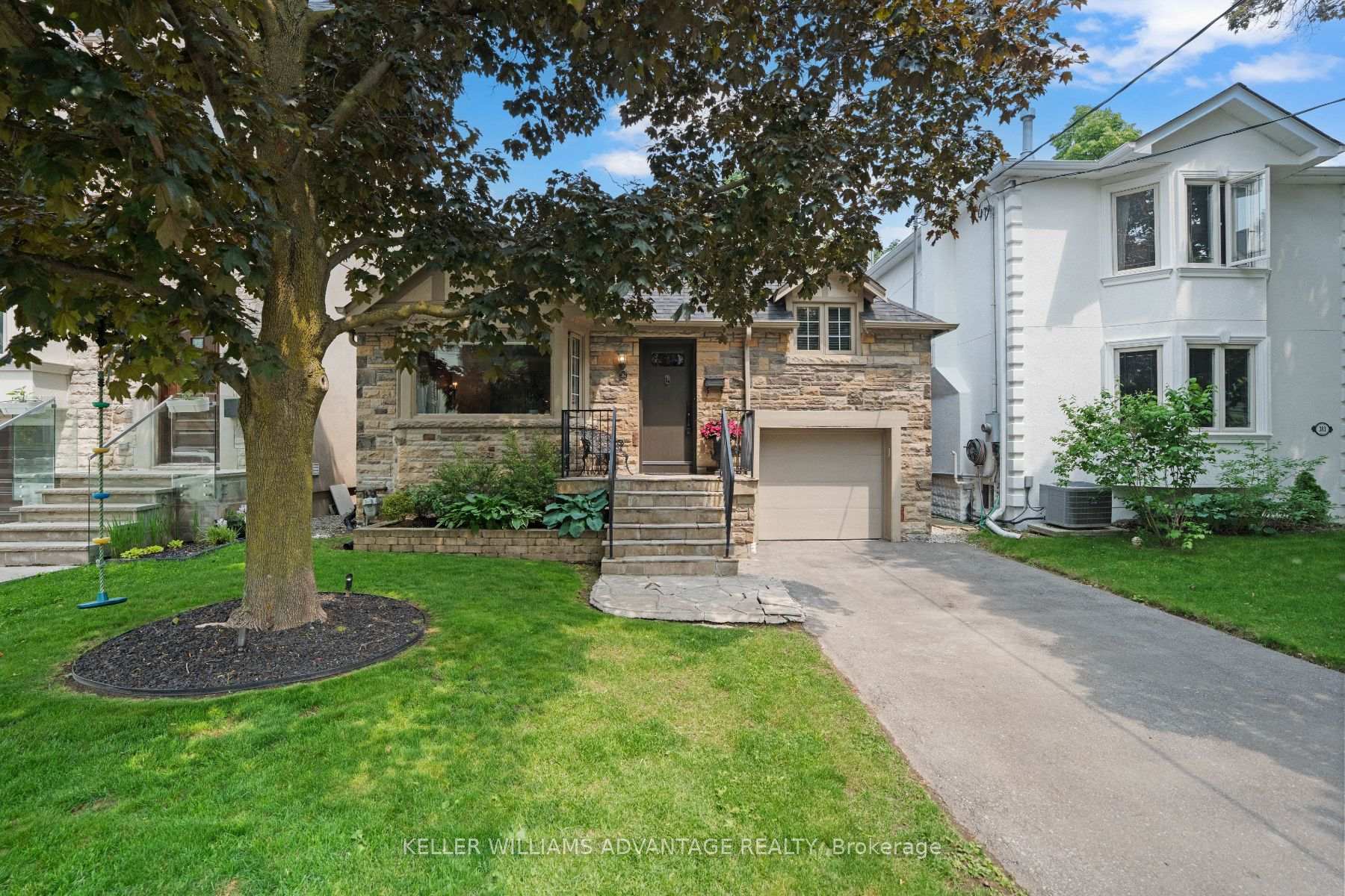 Photo 2 of 387 Elm Road, Toronto, Lawrence Park North — HOMEH